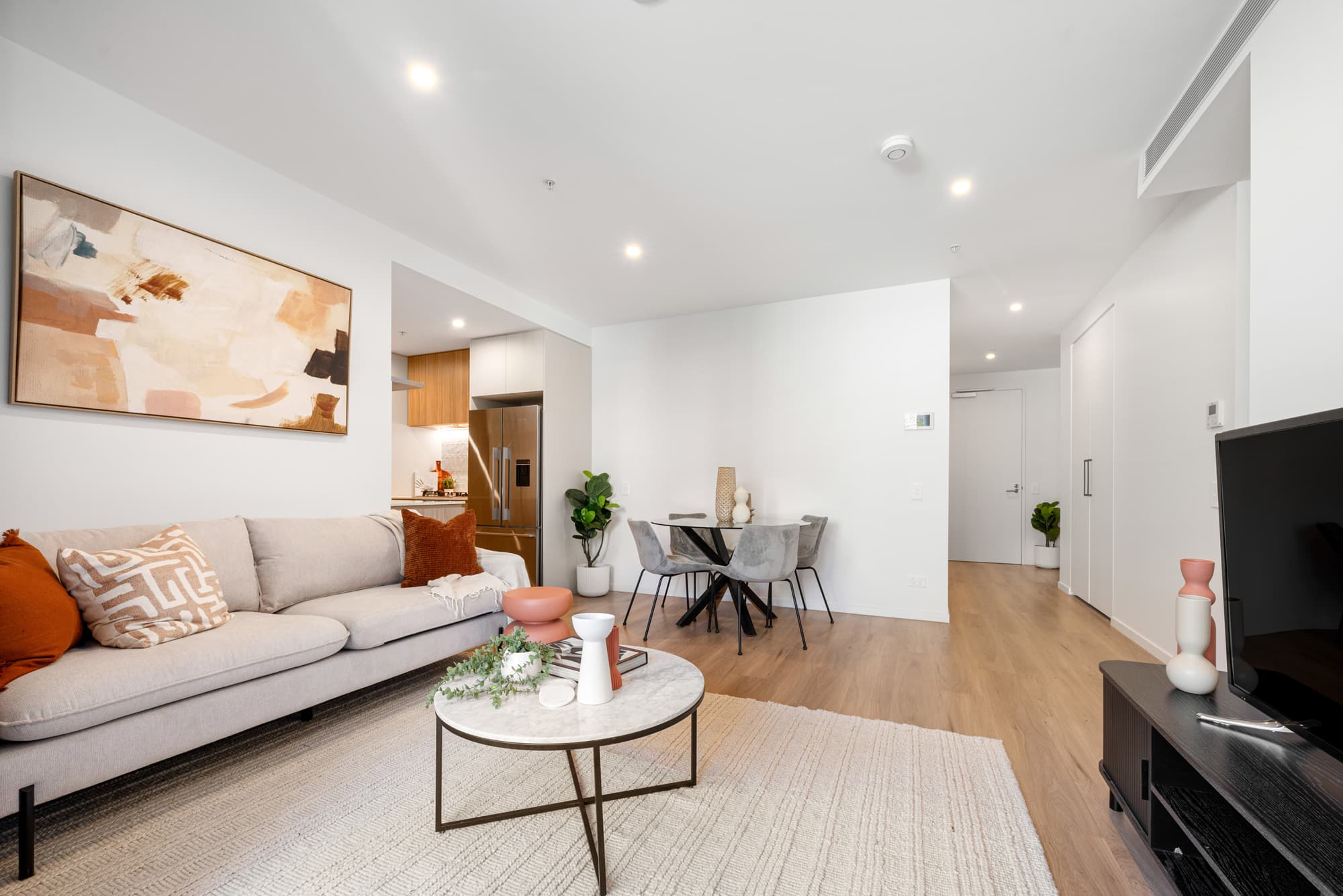 208/89 Lytton Road, East Brisbane - Image 1