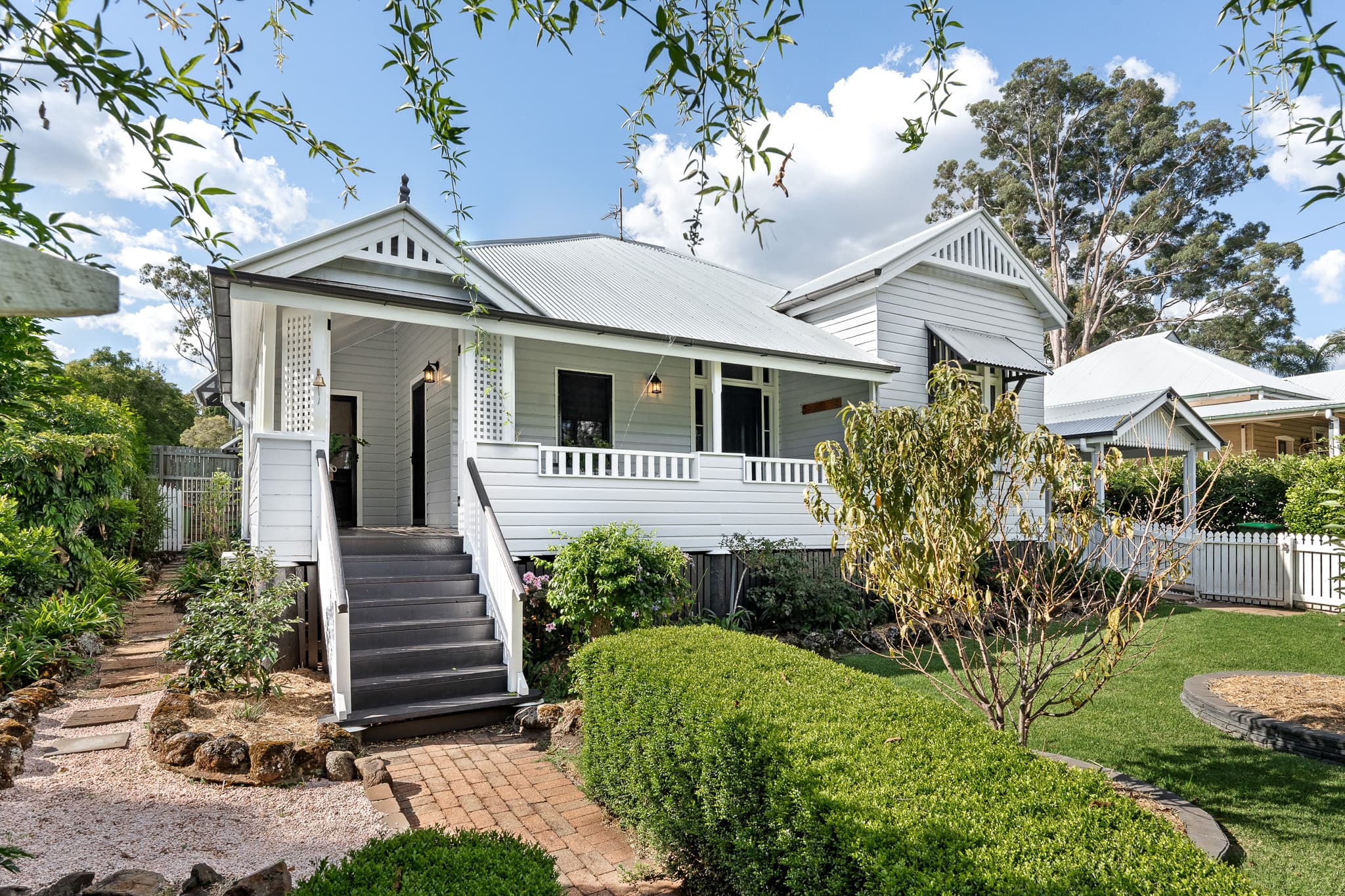 95 Bridge Street, Mount Lofty - Image 1