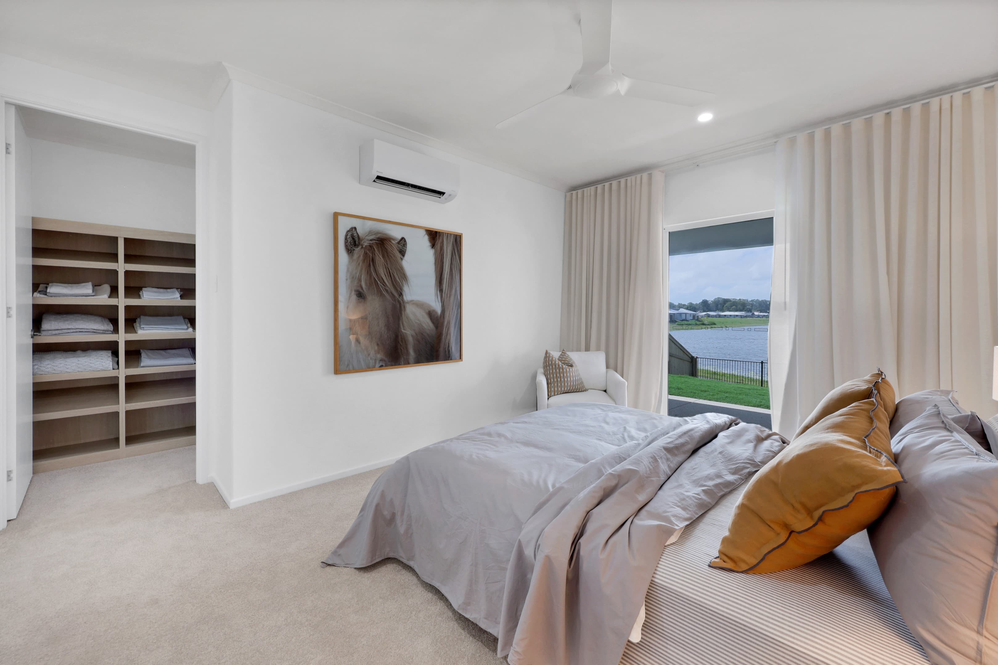 16 Lakeside Way, Andergrove — photo 1 of 5