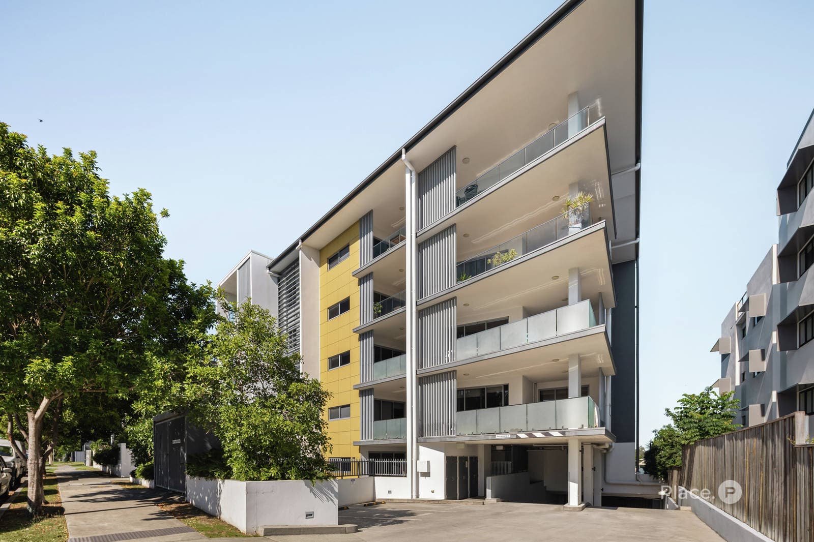 202/13-15 Rawlinson Street, Murarrie, Murarrie — photo 1 of 5
