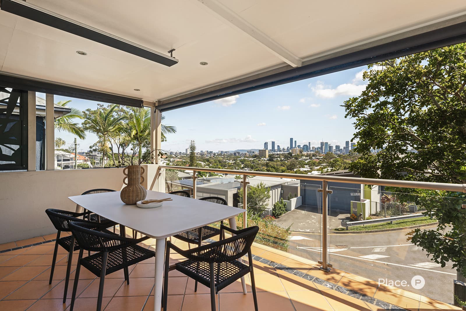 85 Power Street, Norman Park — photo 1 of 5