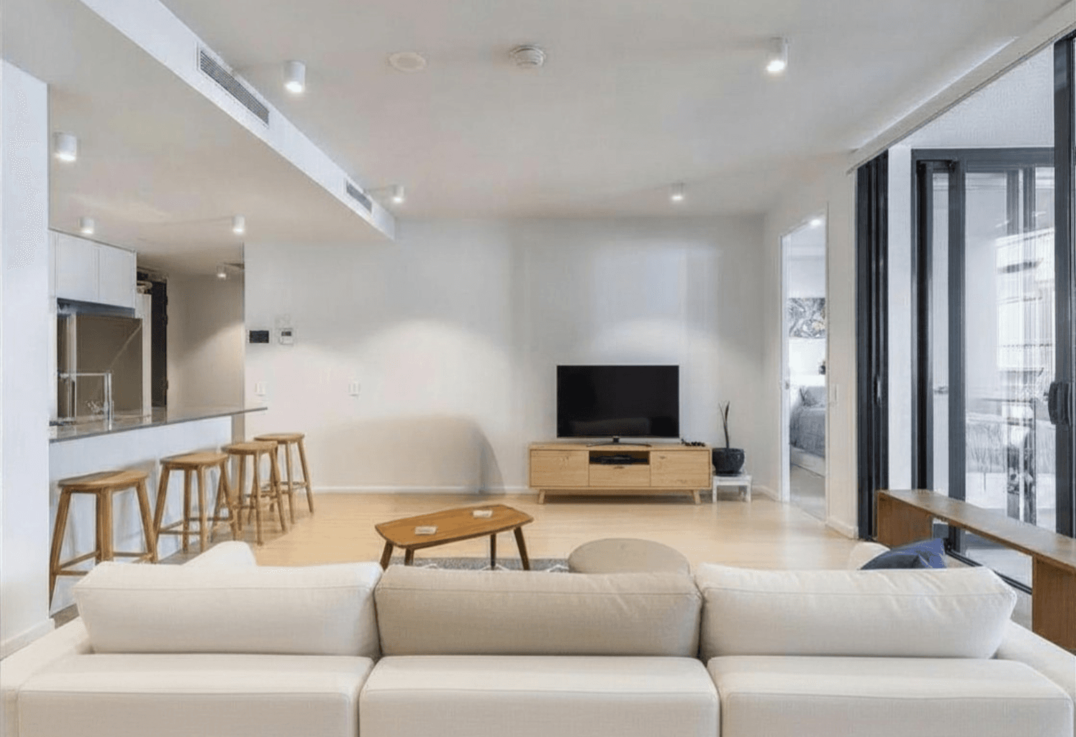 17-21 Duncan Street, West End — photo 1 of 5
