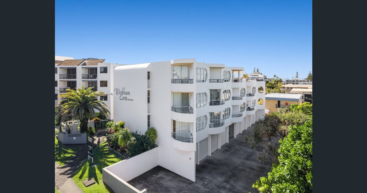 8/45 Albert Street, Kings Beach - Image 1