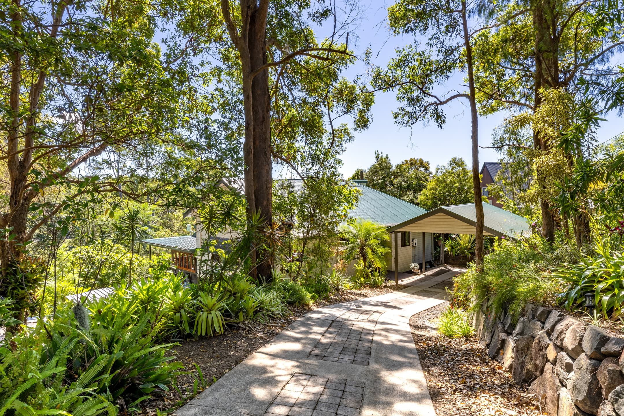 411 Hunchy Road, Hunchy - Image 1