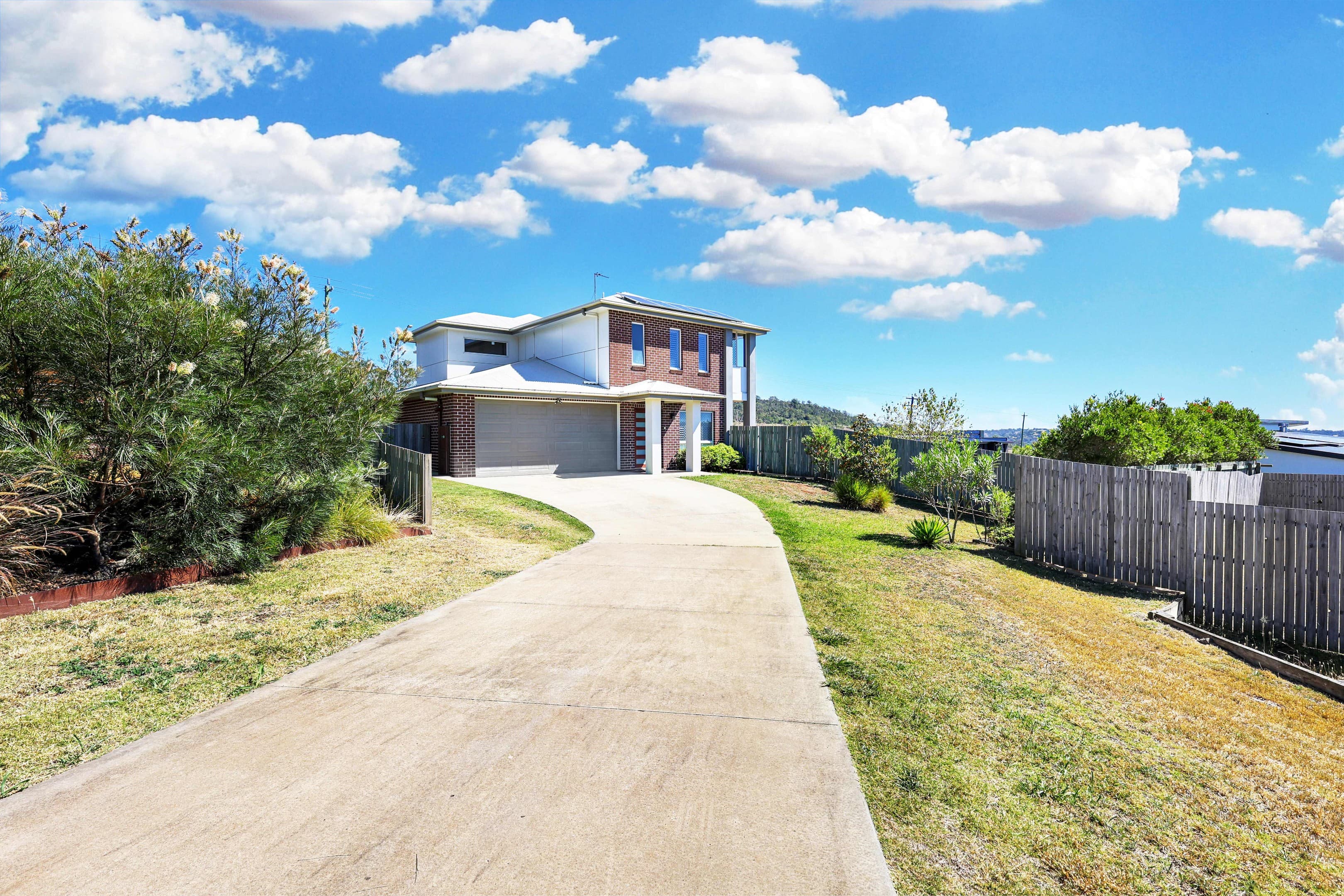 8a Sophia Crescent, Cotswold Hills - Image 1