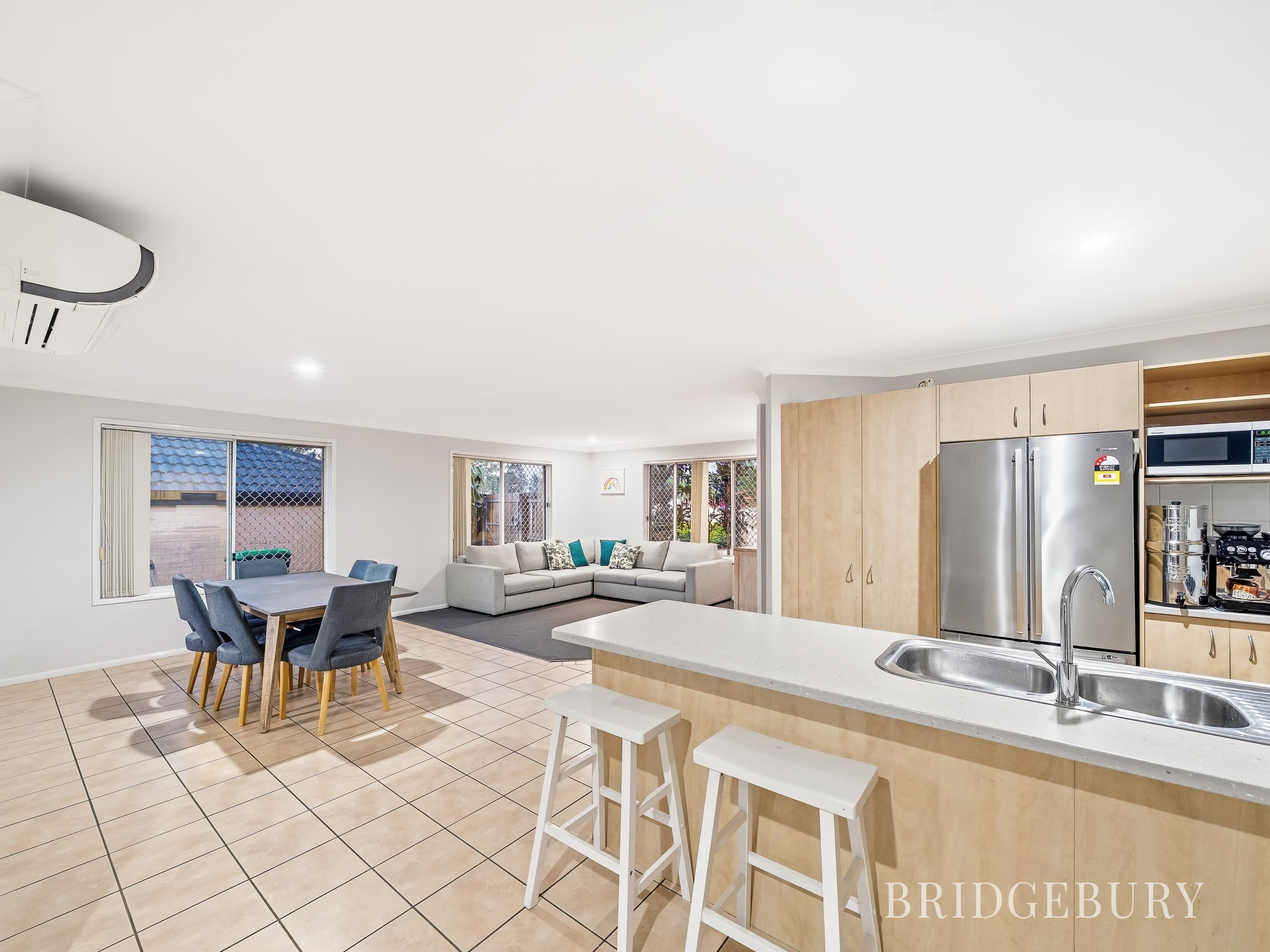 8 Hastings Street, Murrumba Downs — photo 1 of 5