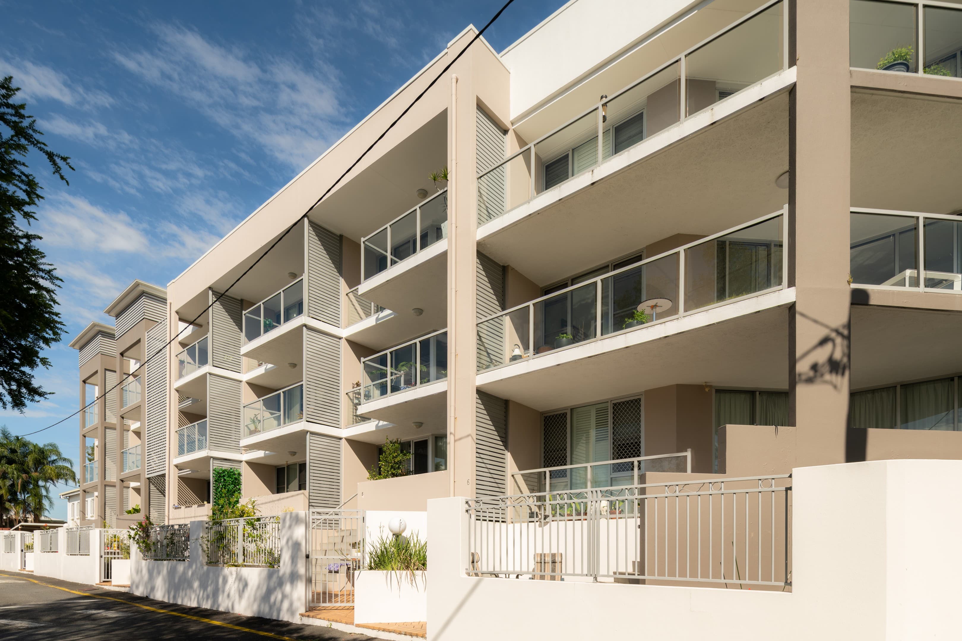 13/28 Lagoon Street, Sandgate - Image 1