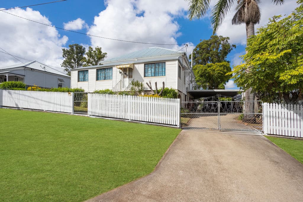 8 Williams Street E, Woodend