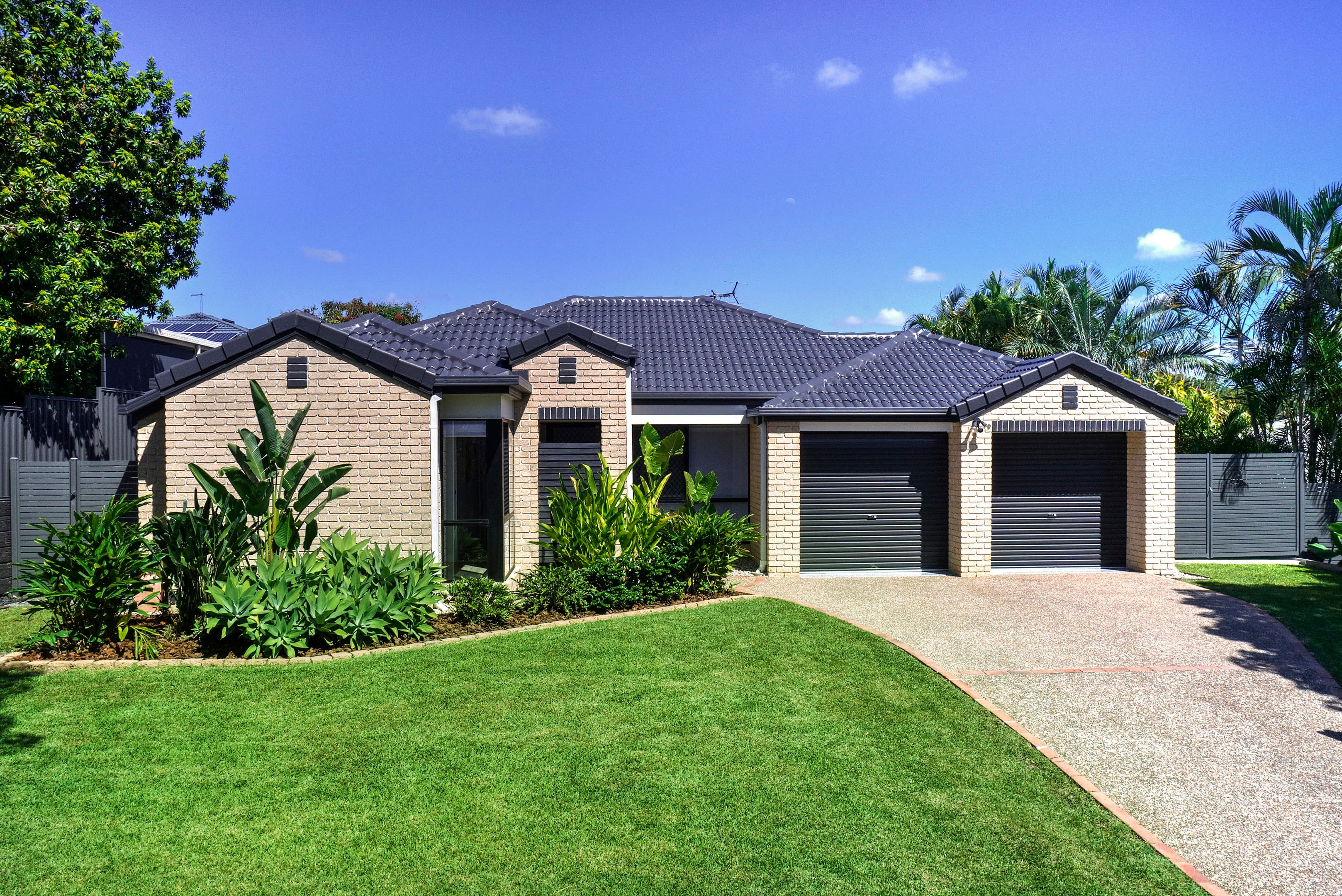 12 Doyen Court, Warner — photo 1 of 14