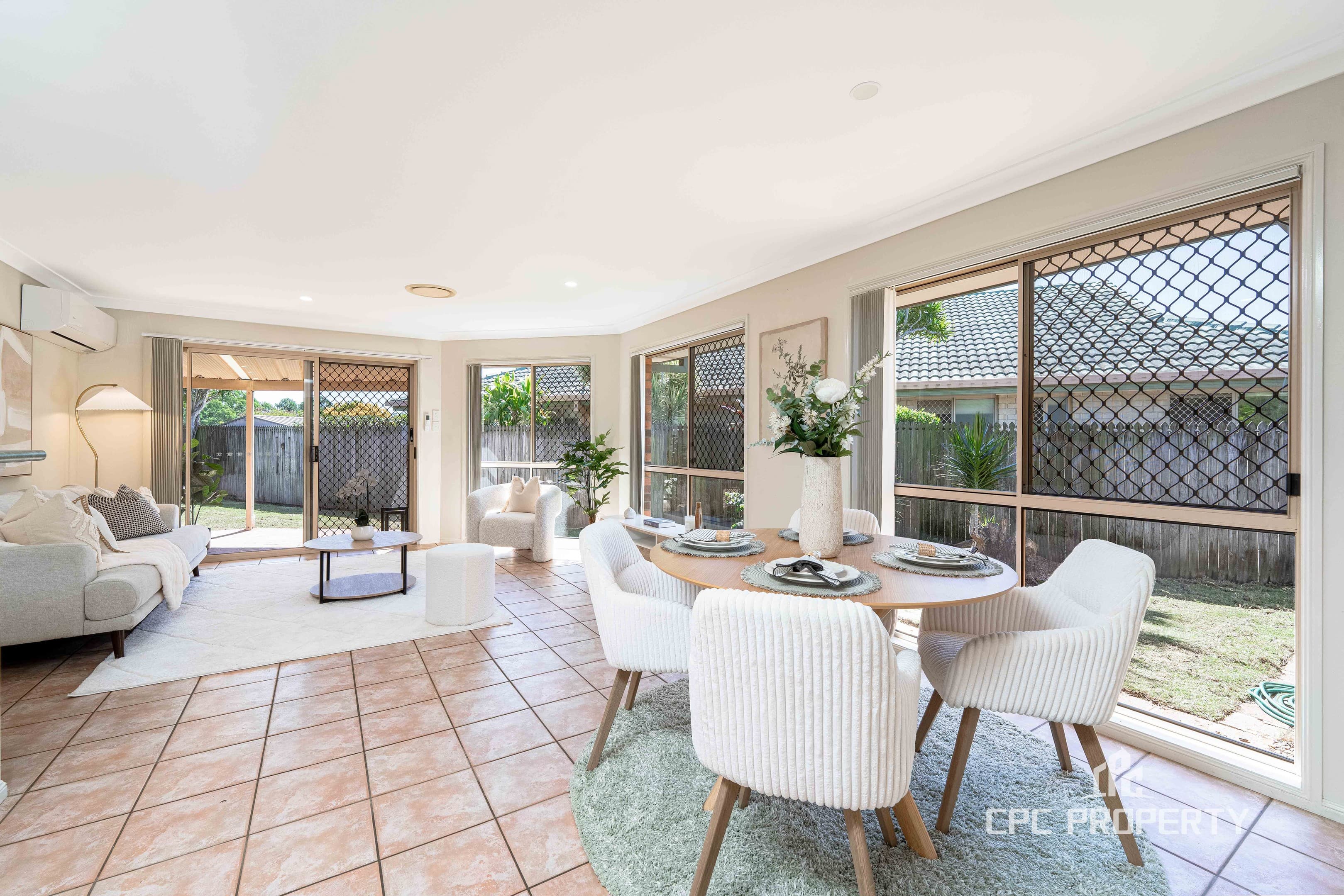 59 Samarinda Street, Tingalpa — photo 1 of 5
