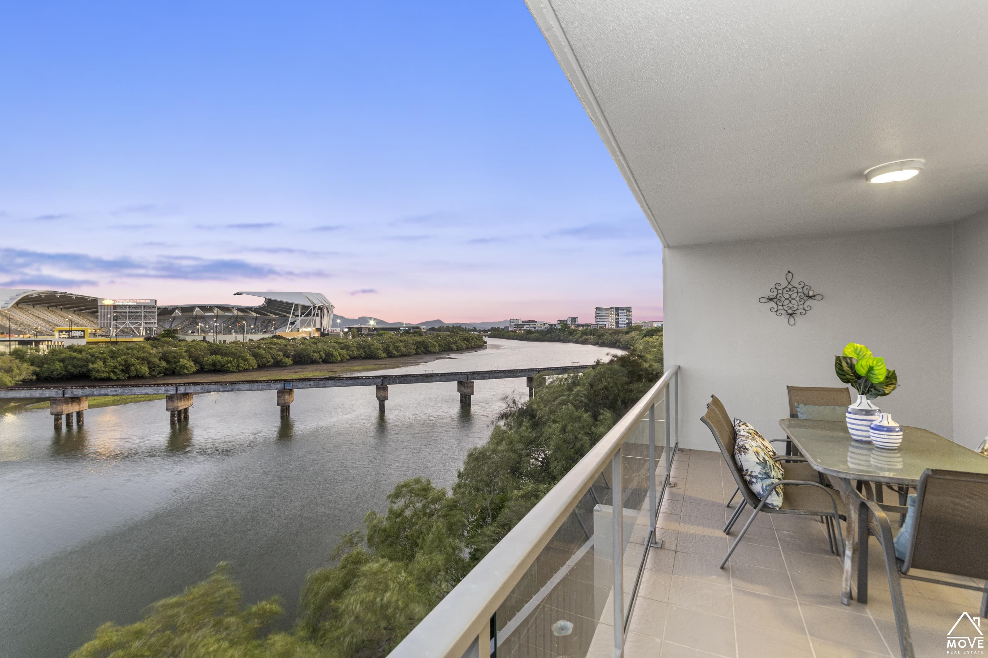 8/8-32 Stanley Street, Townsville City — photo 1 of 5
