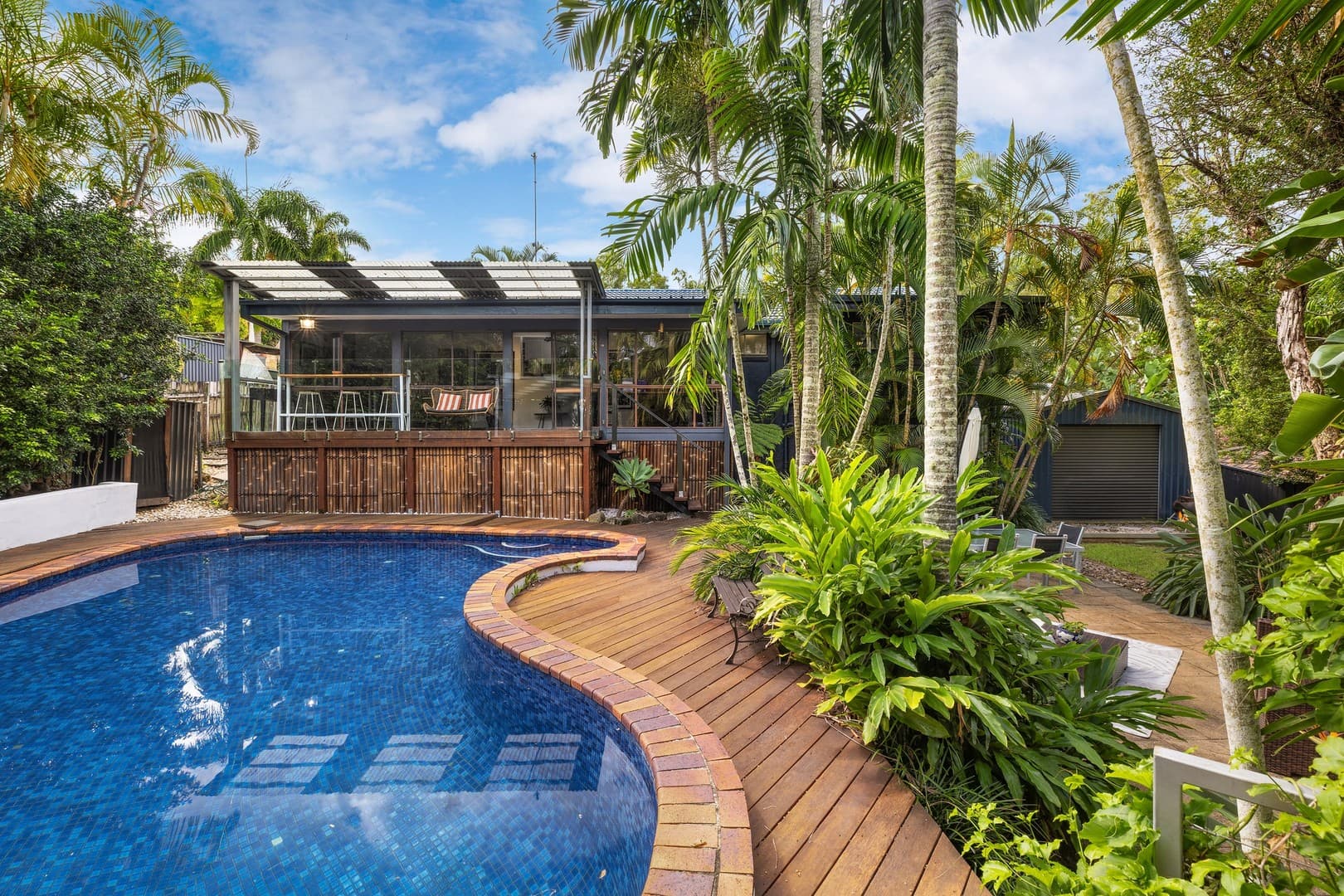 16 Yarrimbah Drive, Nerang — photo 1 of 5