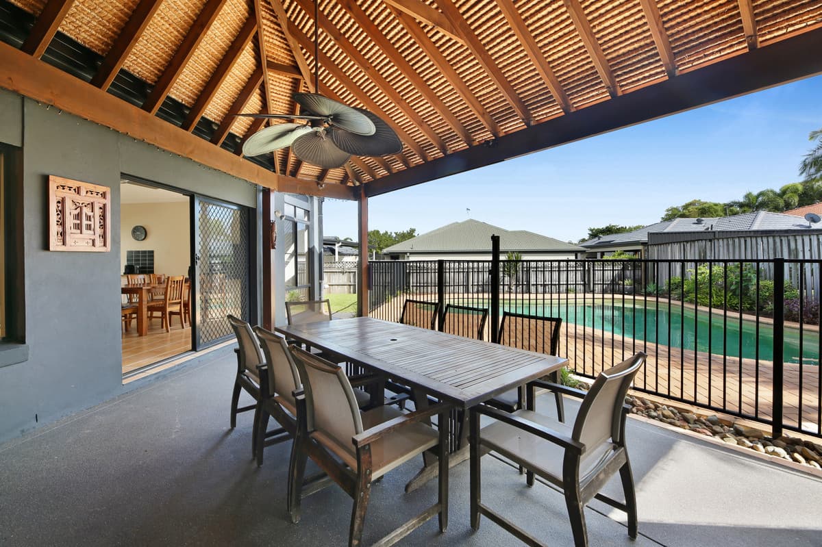 20 Tropicana Circuit, Burleigh Waters — photo 1 of 5