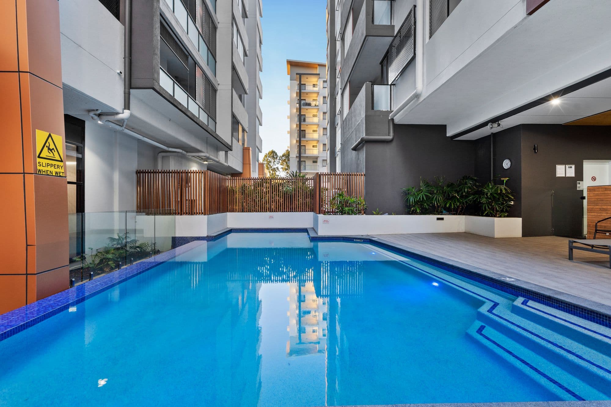 1107/91 Kittyhawk Drive, Chermside — photo 1 of 5