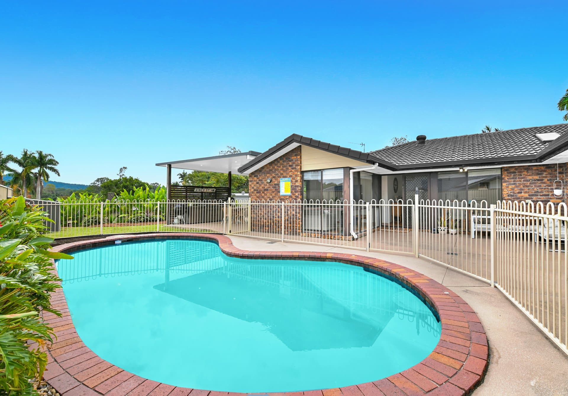 34 Teasdale Drive, Nerang — photo 1 of 5