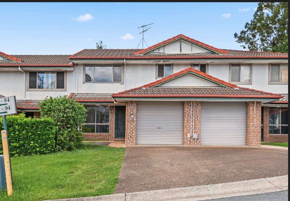 U87/17 Marlow Street, Woodridge — photo 1 of 5