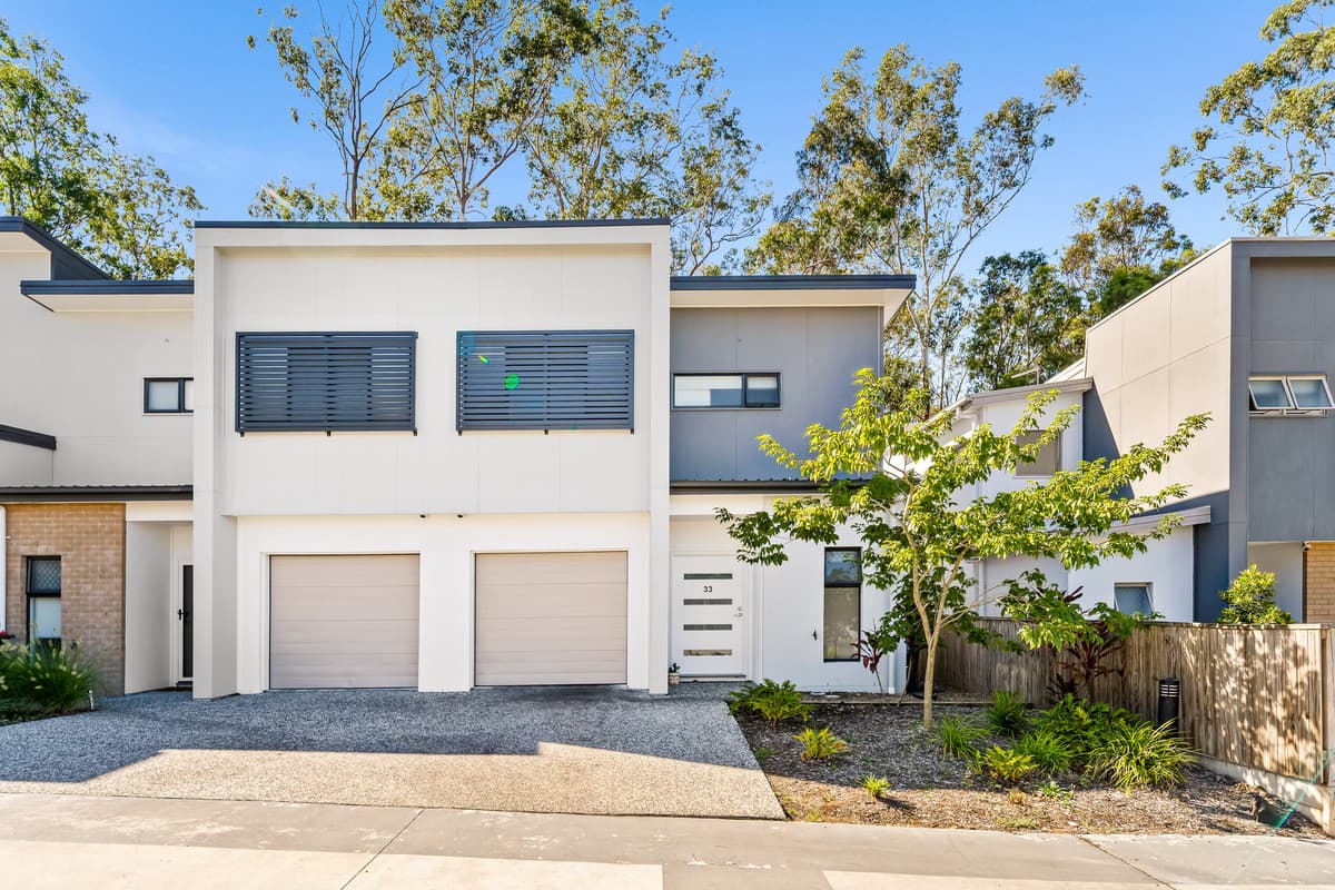 33/12 Luther James Close, Doolandella — photo 1 of 5