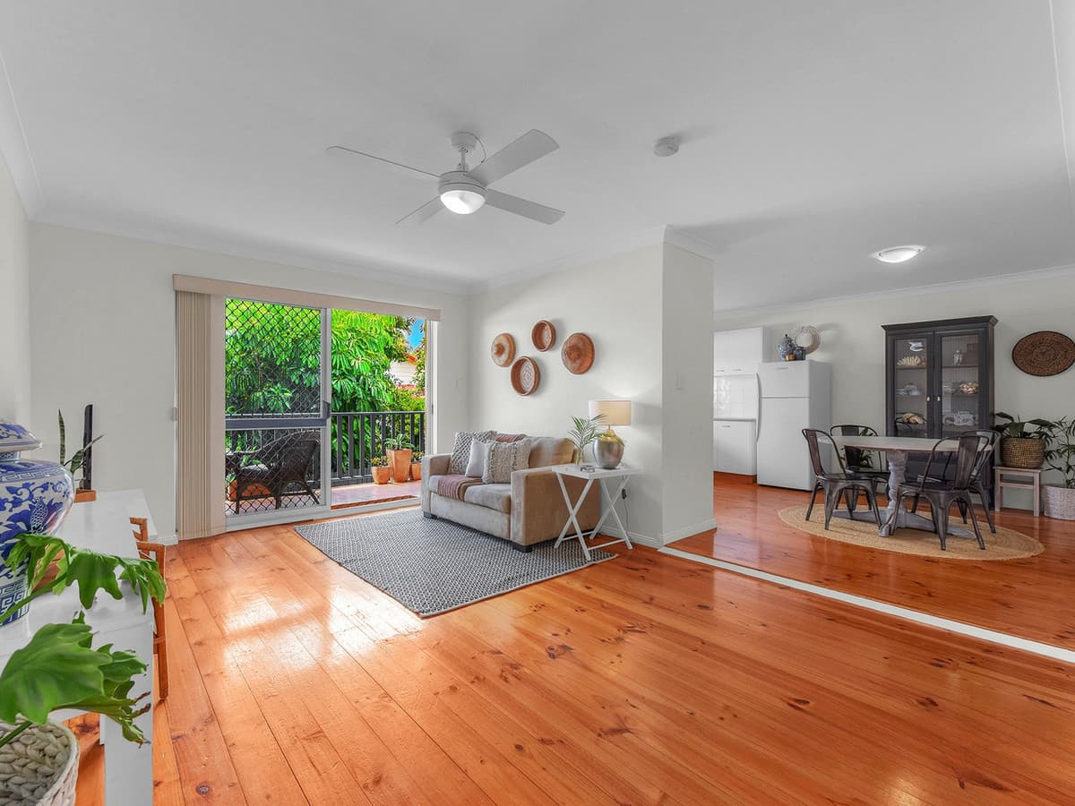 2/8 Olive Street, Nundah - Image 1