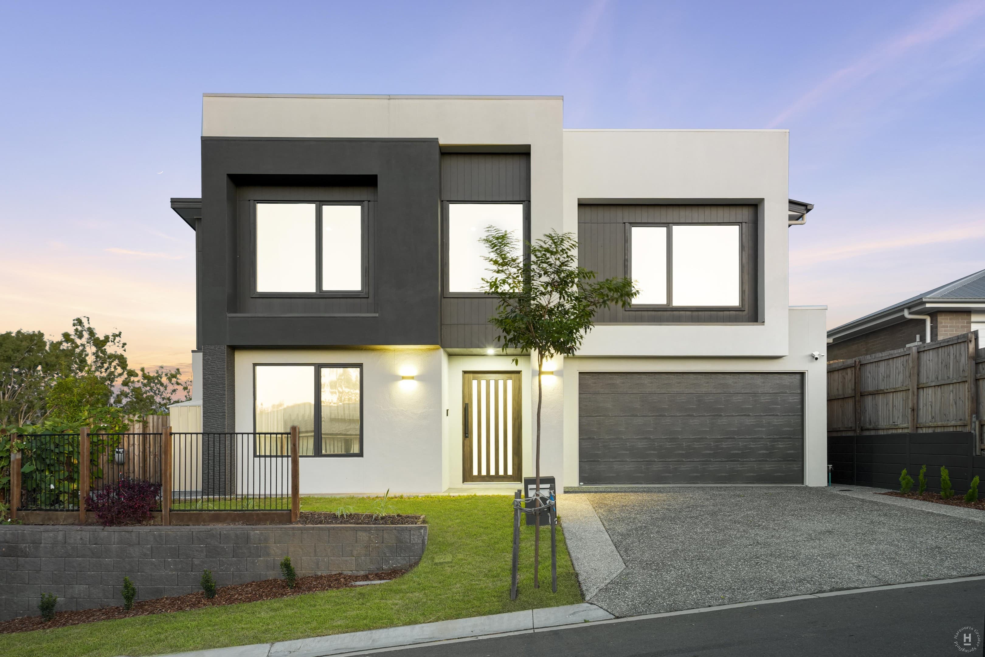 2 Barossa Street, South Ripley — photo 1 of 5