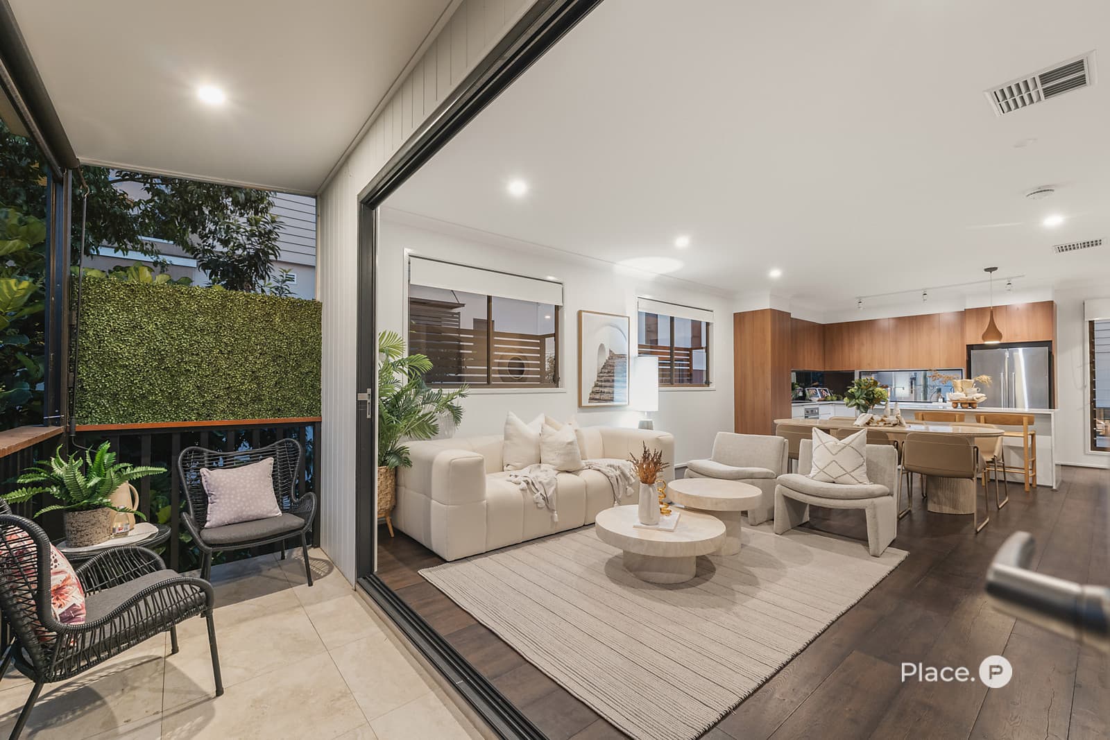 6/28 Bute Street, Sherwood — photo 1 of 5