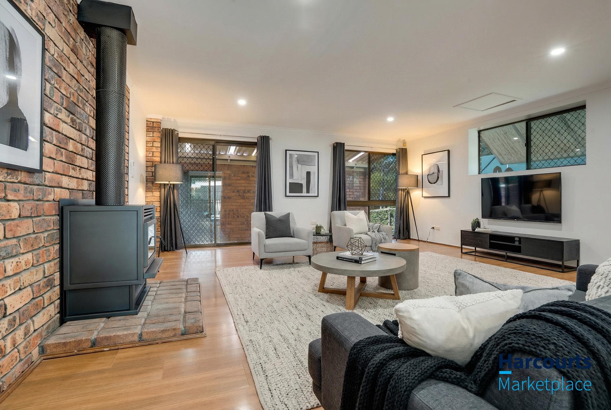33 Josephine Street, Camira — photo 1 of 5
