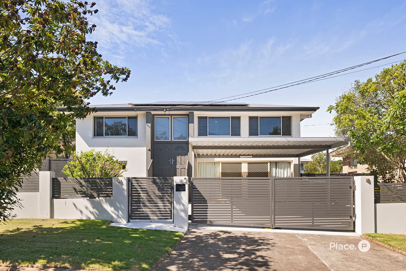 9 Nevern Street, Macgregor - Image 1