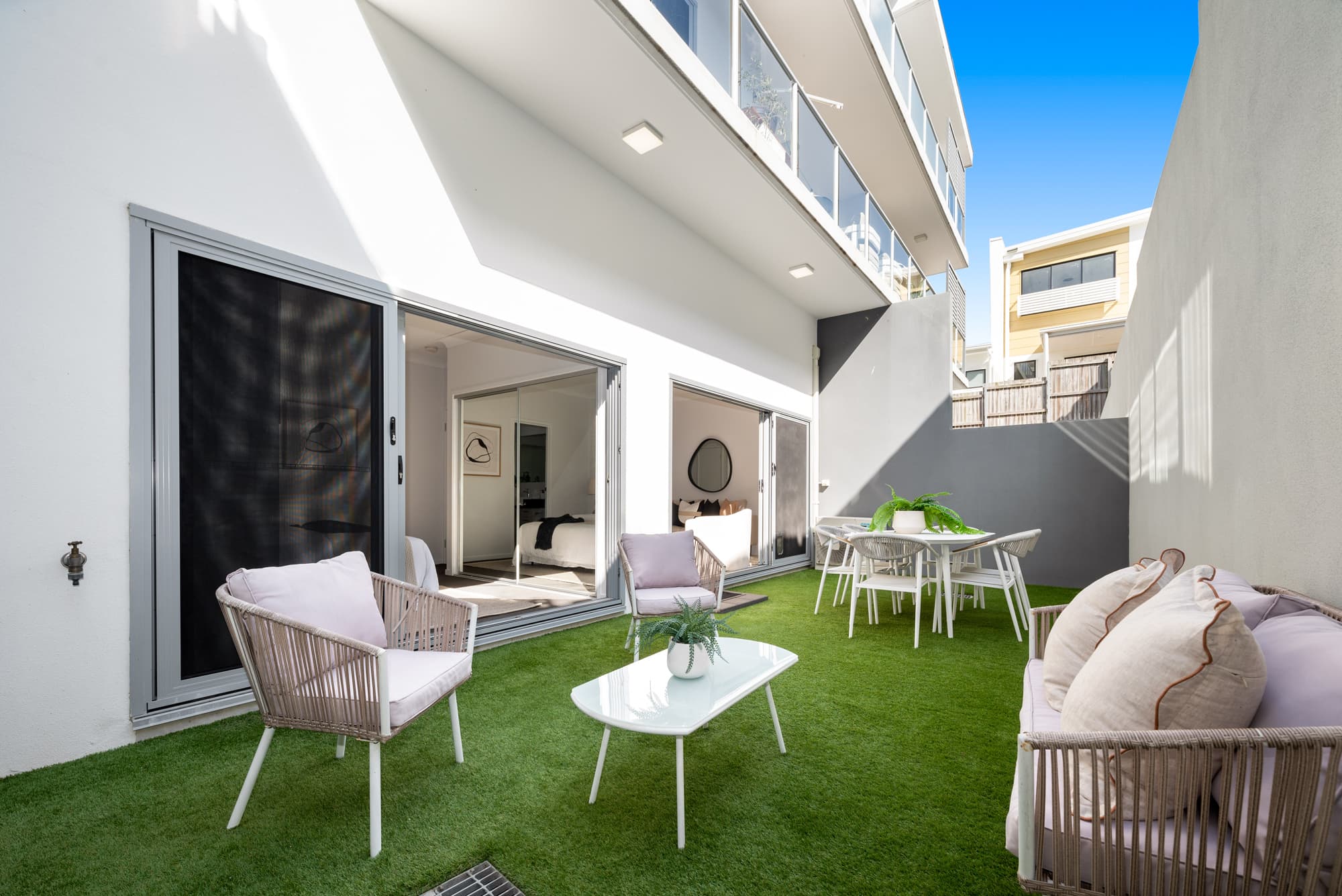 1/23 Anzac Road, Carina Heights — photo 1 of 5