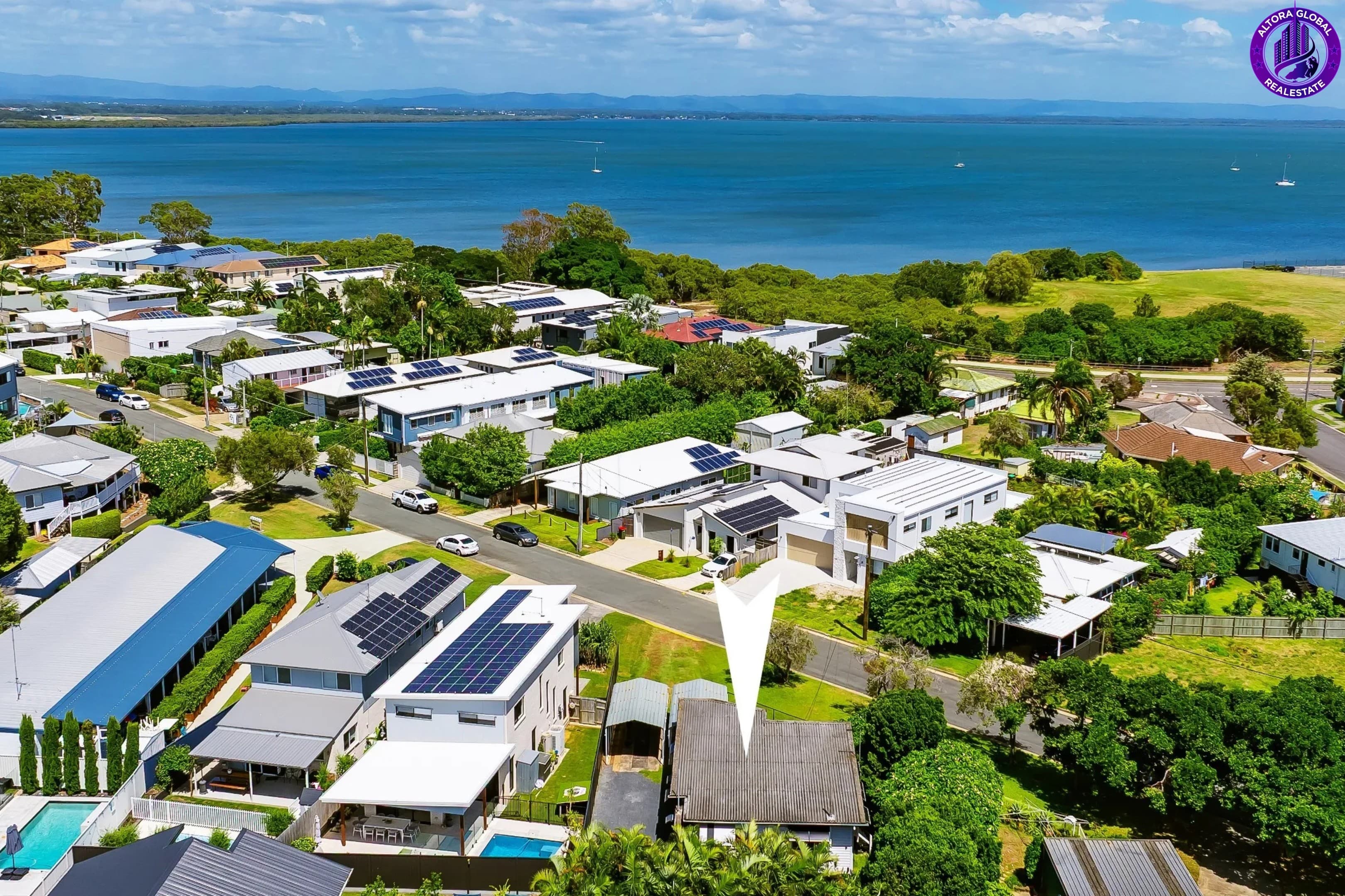 76 FERNLEA AVENUE, Scarborough - Image 1