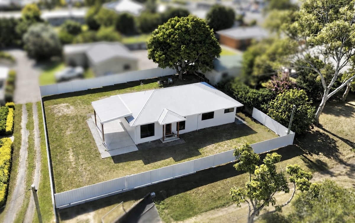 3 Jocumsen Street, Kepnock — photo 1 of 5