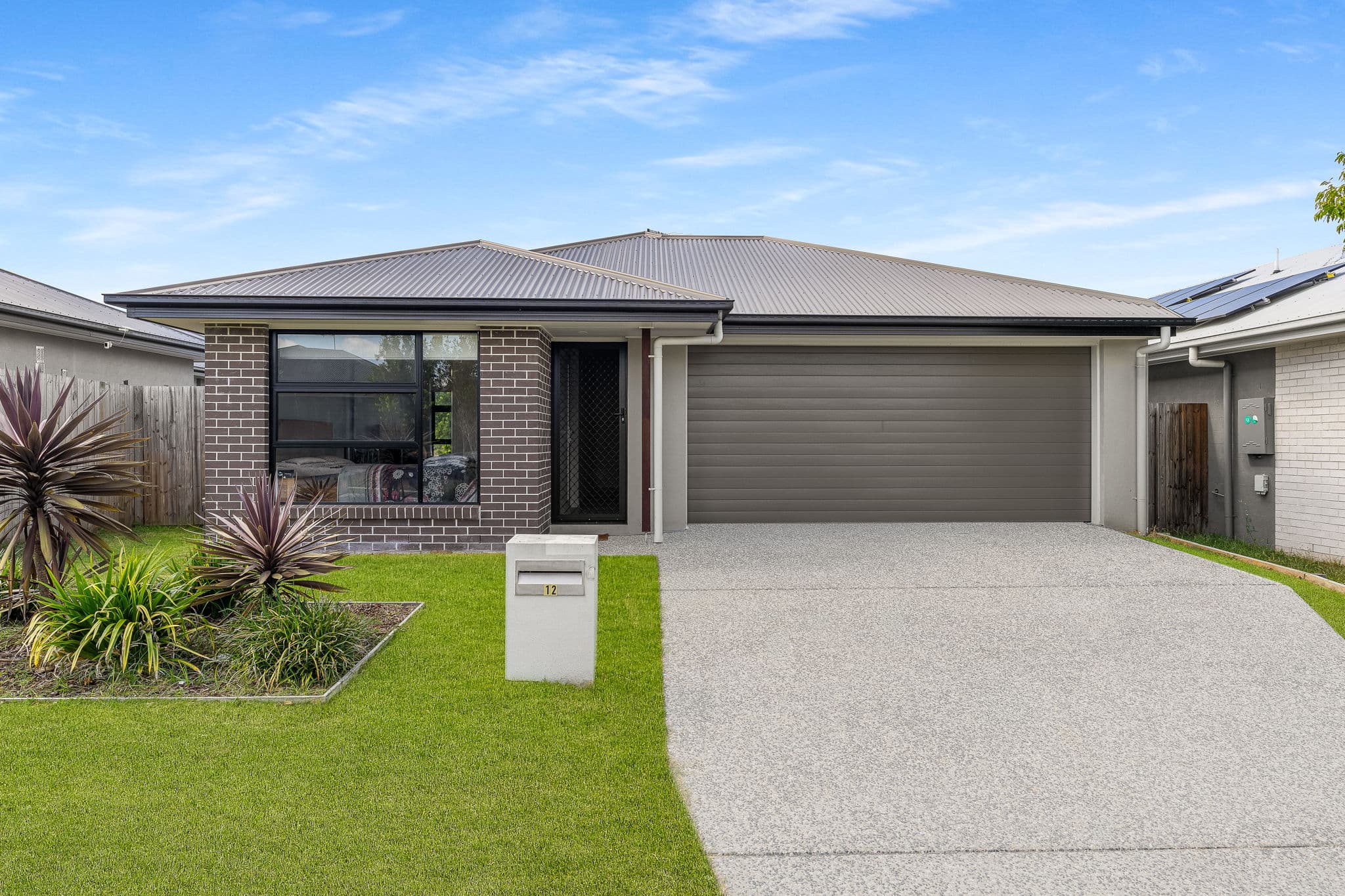 12 Riordan Street, Logan Reserve — photo 1 of 5
