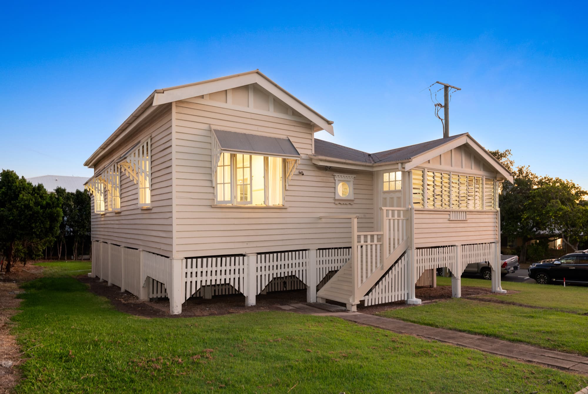53 Coutts Street, Bulimba — photo 1 of 5