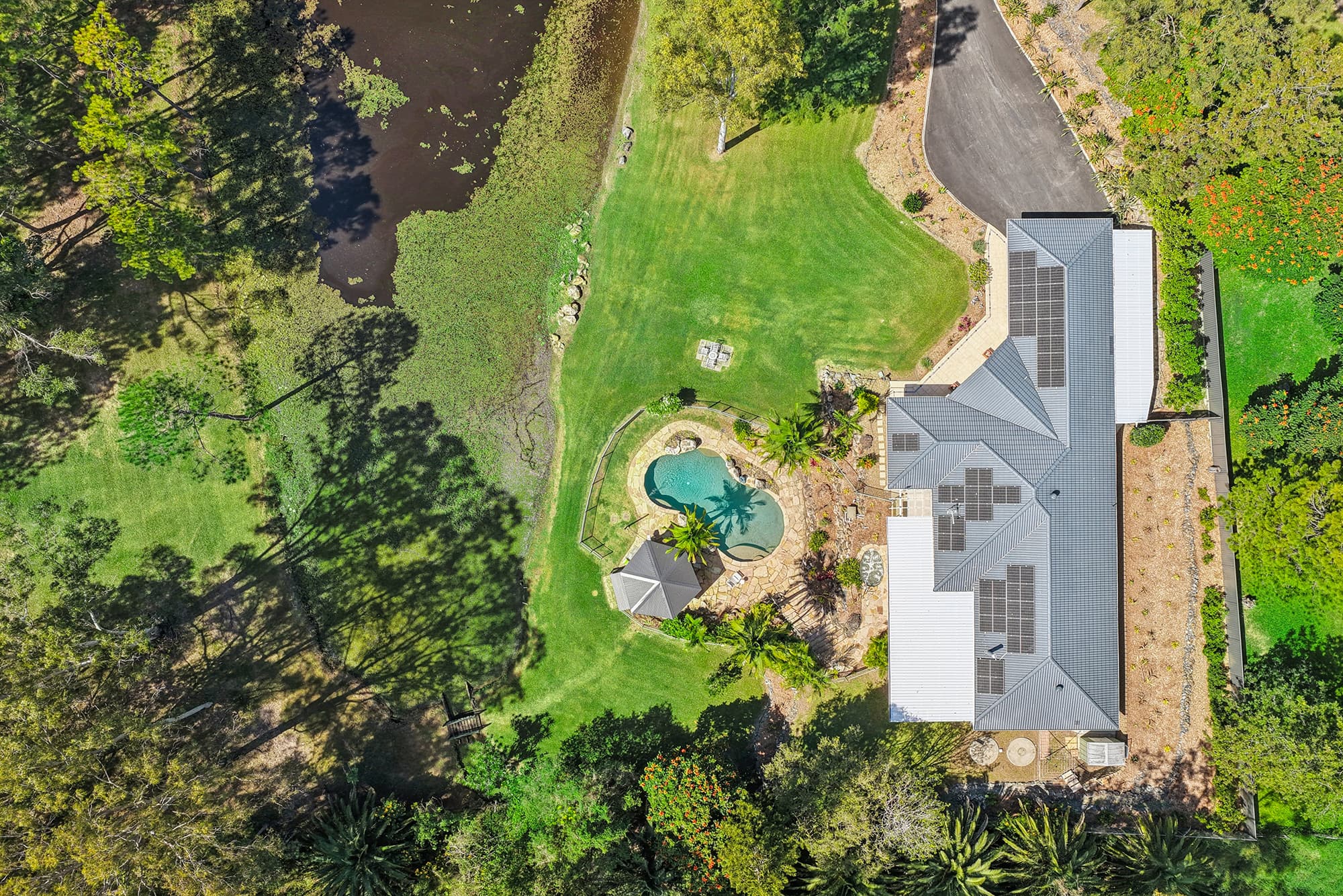 23 Glenaura Drive, Tallai — photo 1 of 7