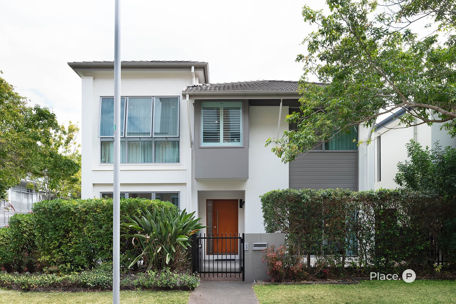 13 Refinery Parade, New Farm - Image 1