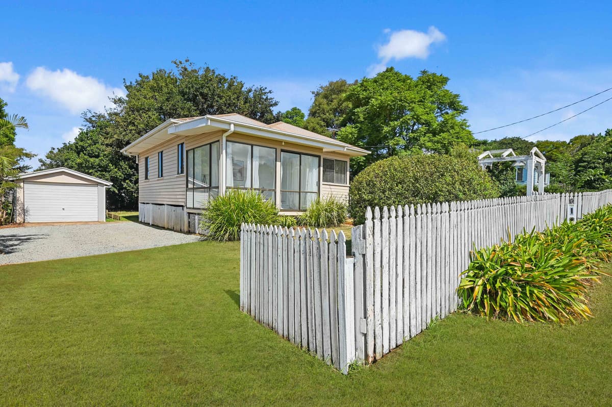 6 Dunkley Street, South Toowoomba - Image 1