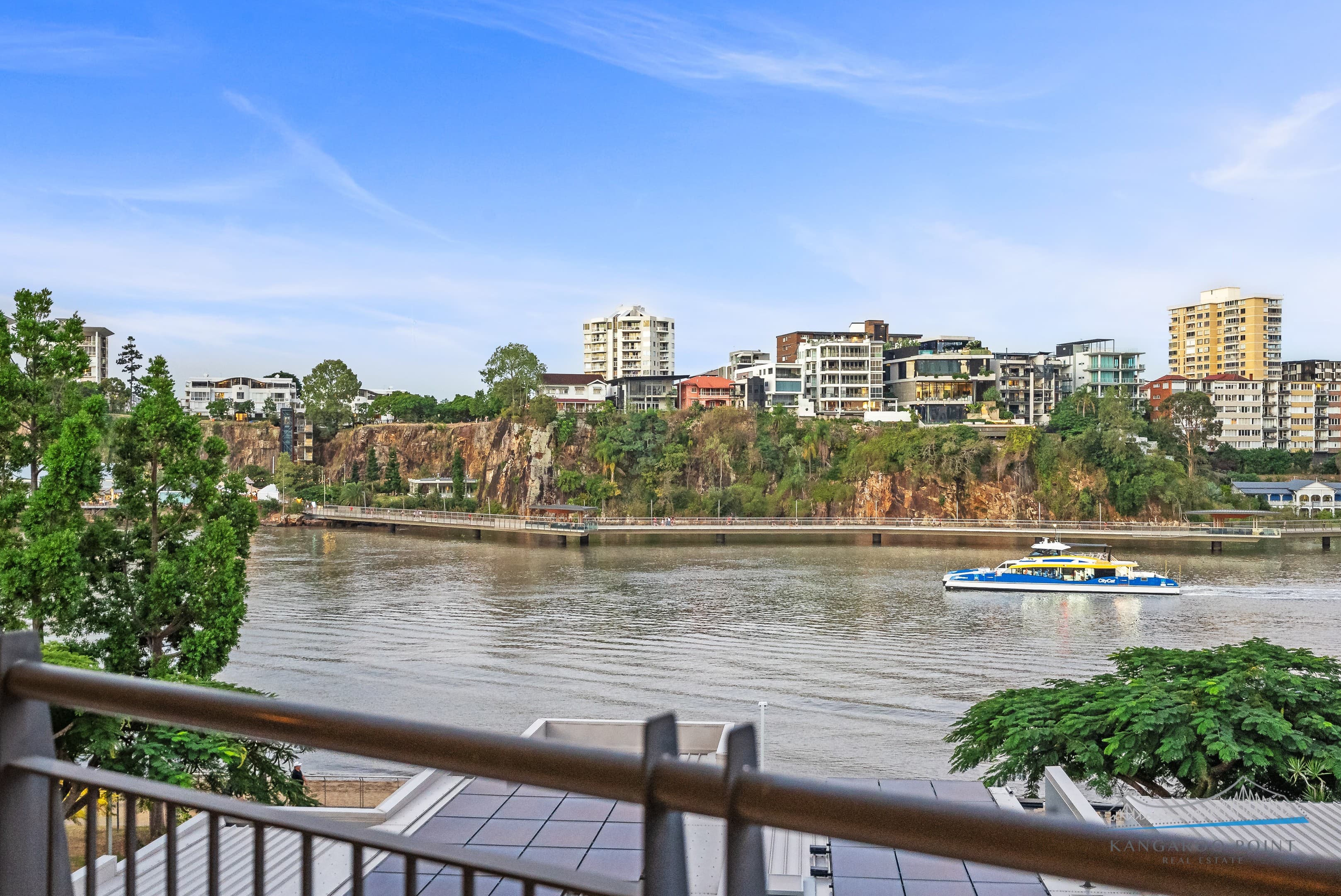503/1 Holman Street, Kangaroo Point - Image 1