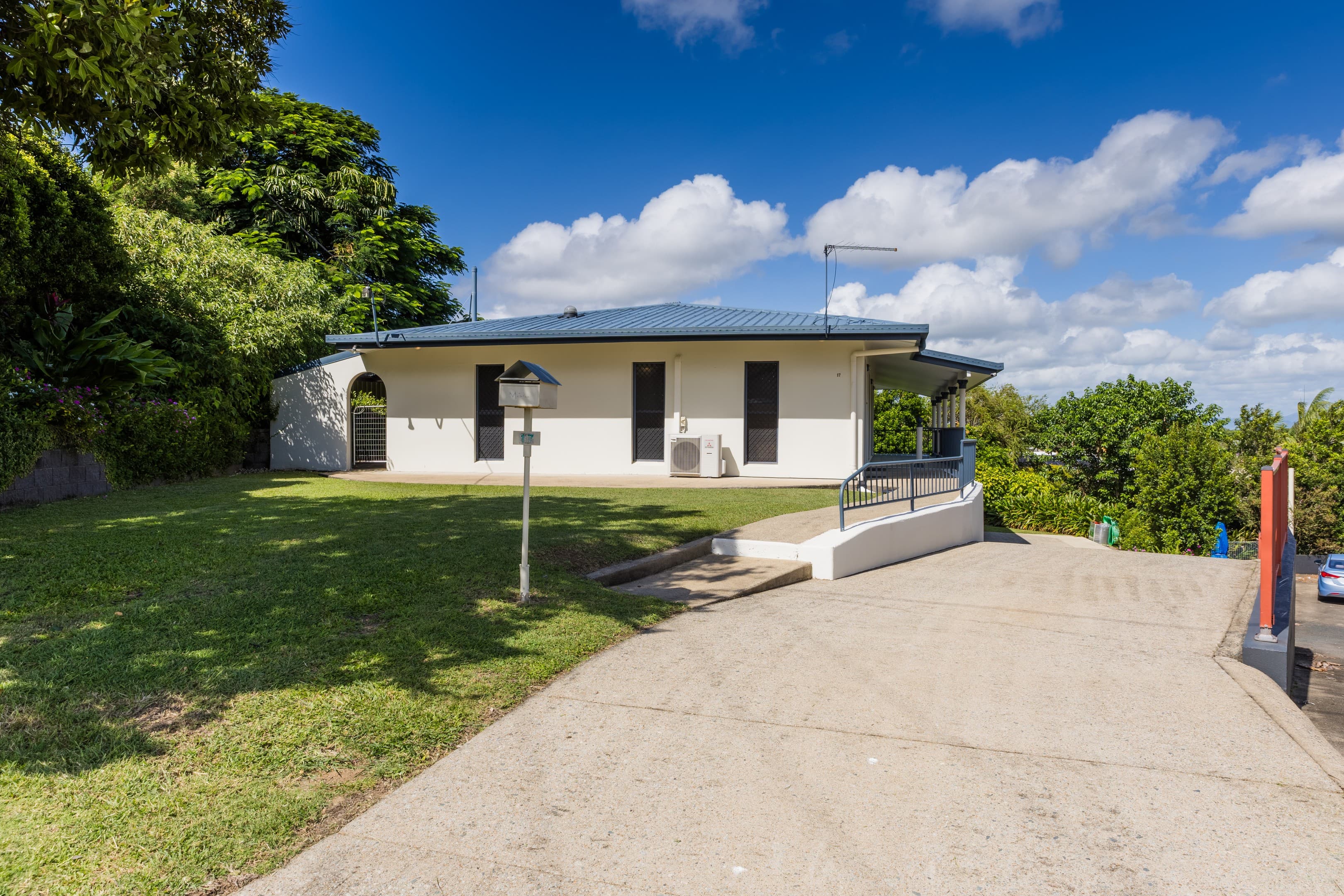 17 Naish Avenue, Mount Pleasant — photo 1 of 5