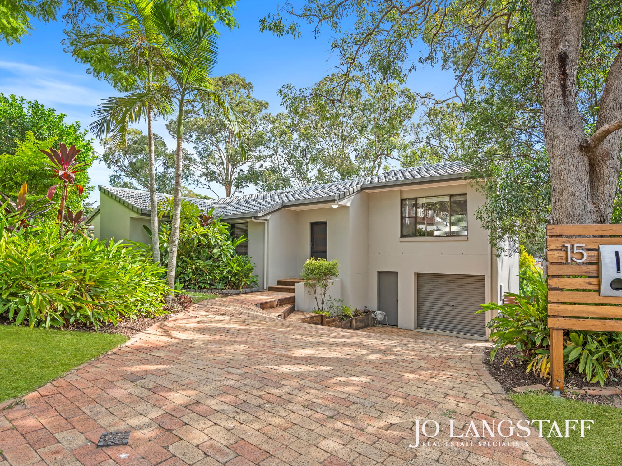 15 Welcome Street, Chapel Hill - Image 1