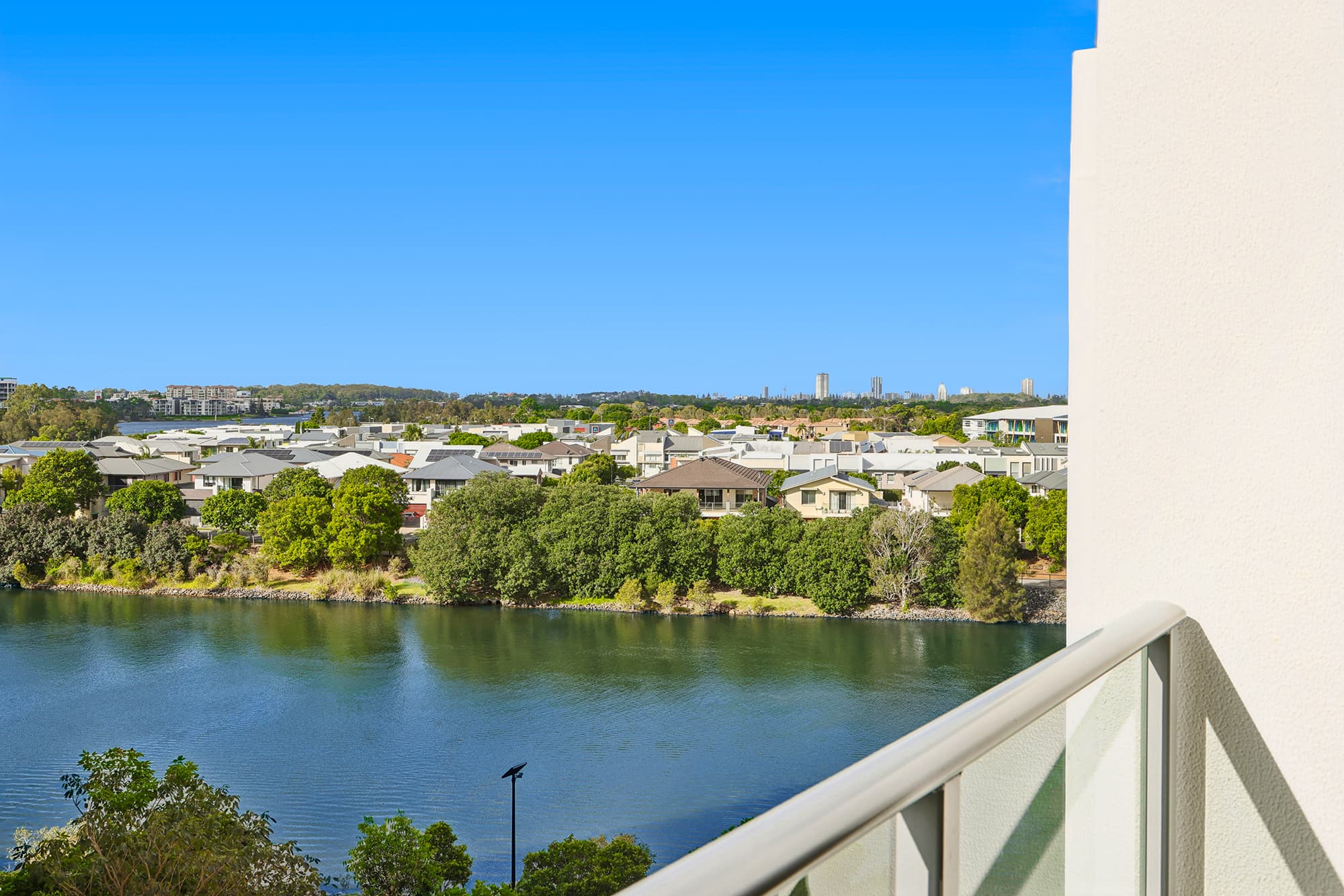 3404/397 Christine Avenue, Varsity Lakes - Image 1