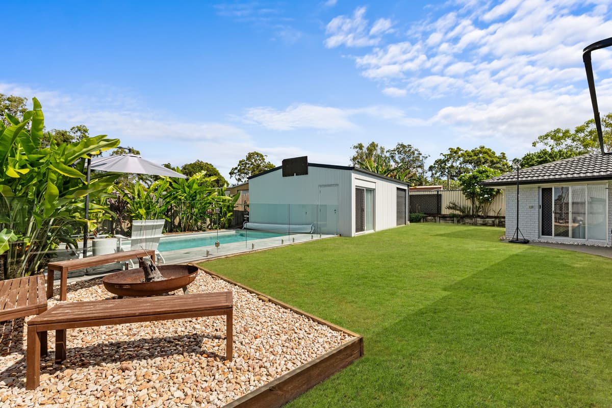 5 Woonara Street, Capalaba — photo 1 of 5