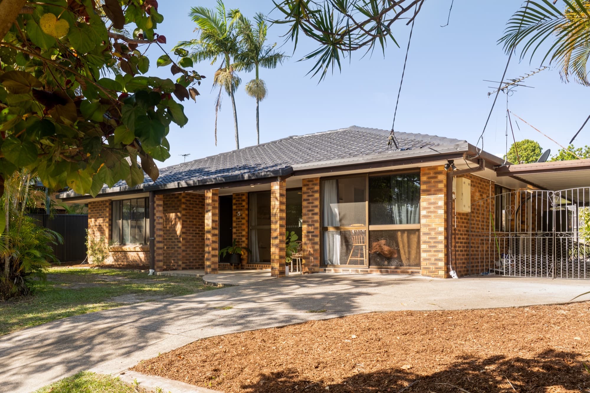 5 Ashmole Road, Redcliffe - Image 1