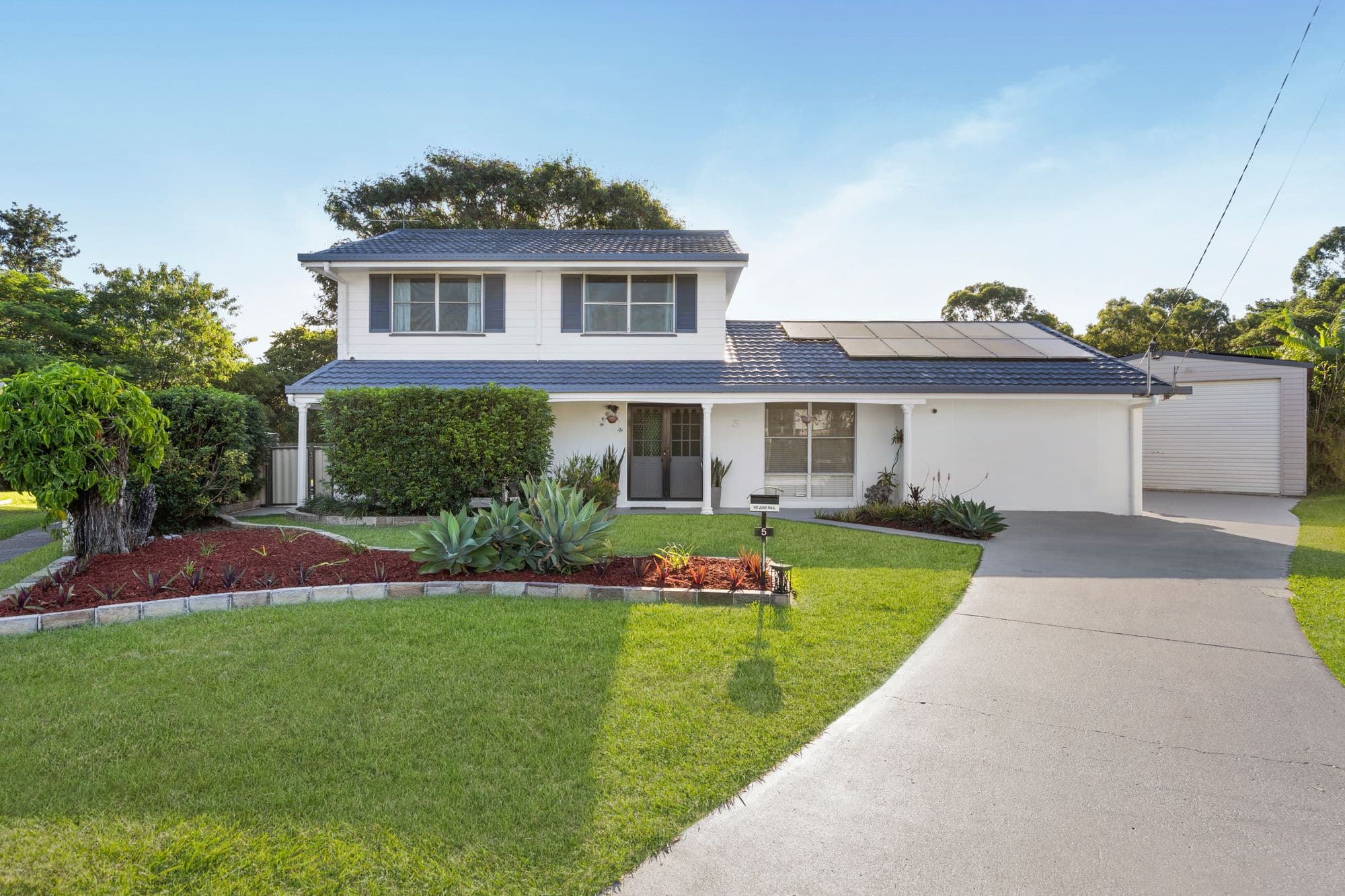 5 Carroo Court, Albany Creek - Image 1