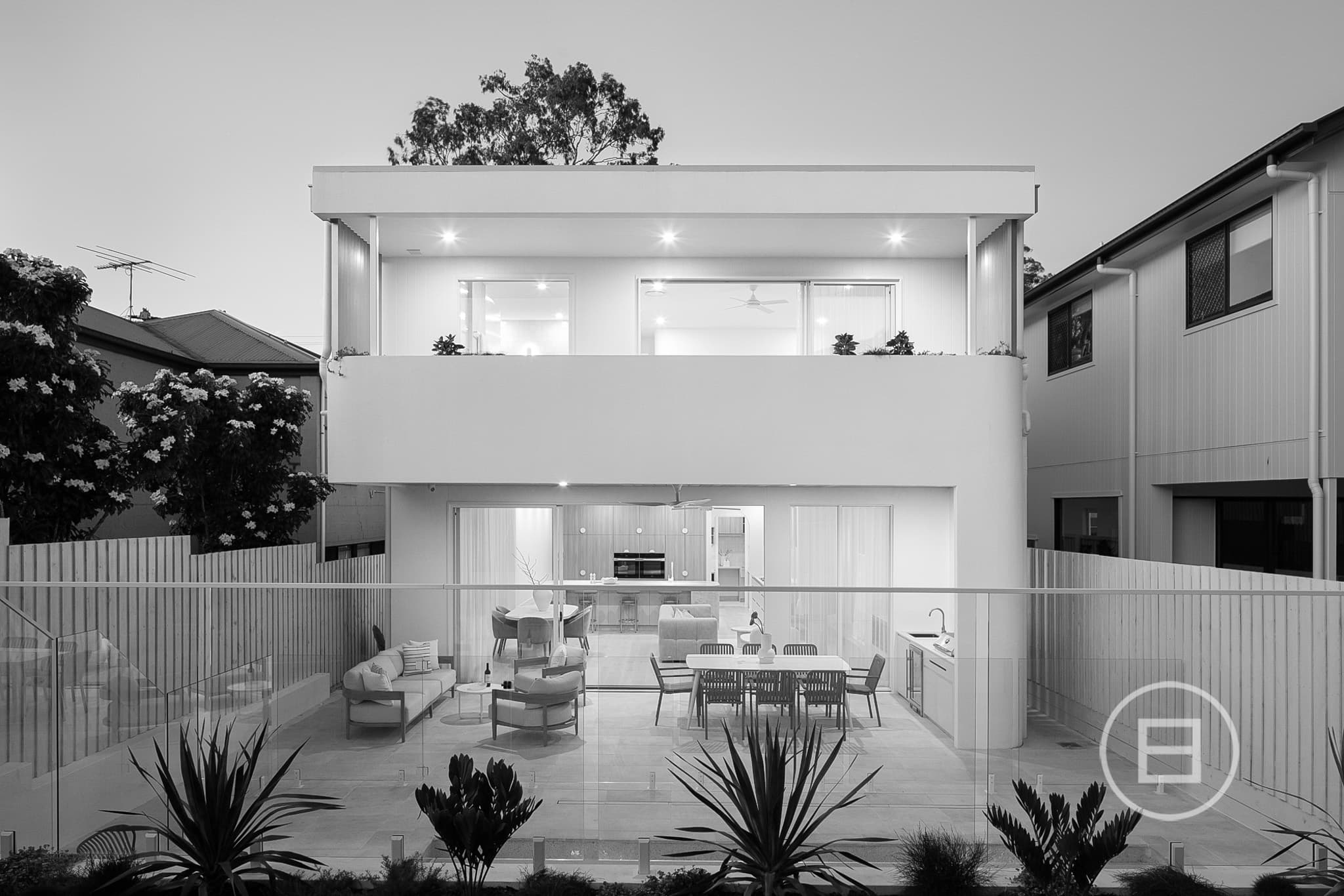 33 Harts Road, Indooroopilly — photo 1 of 5