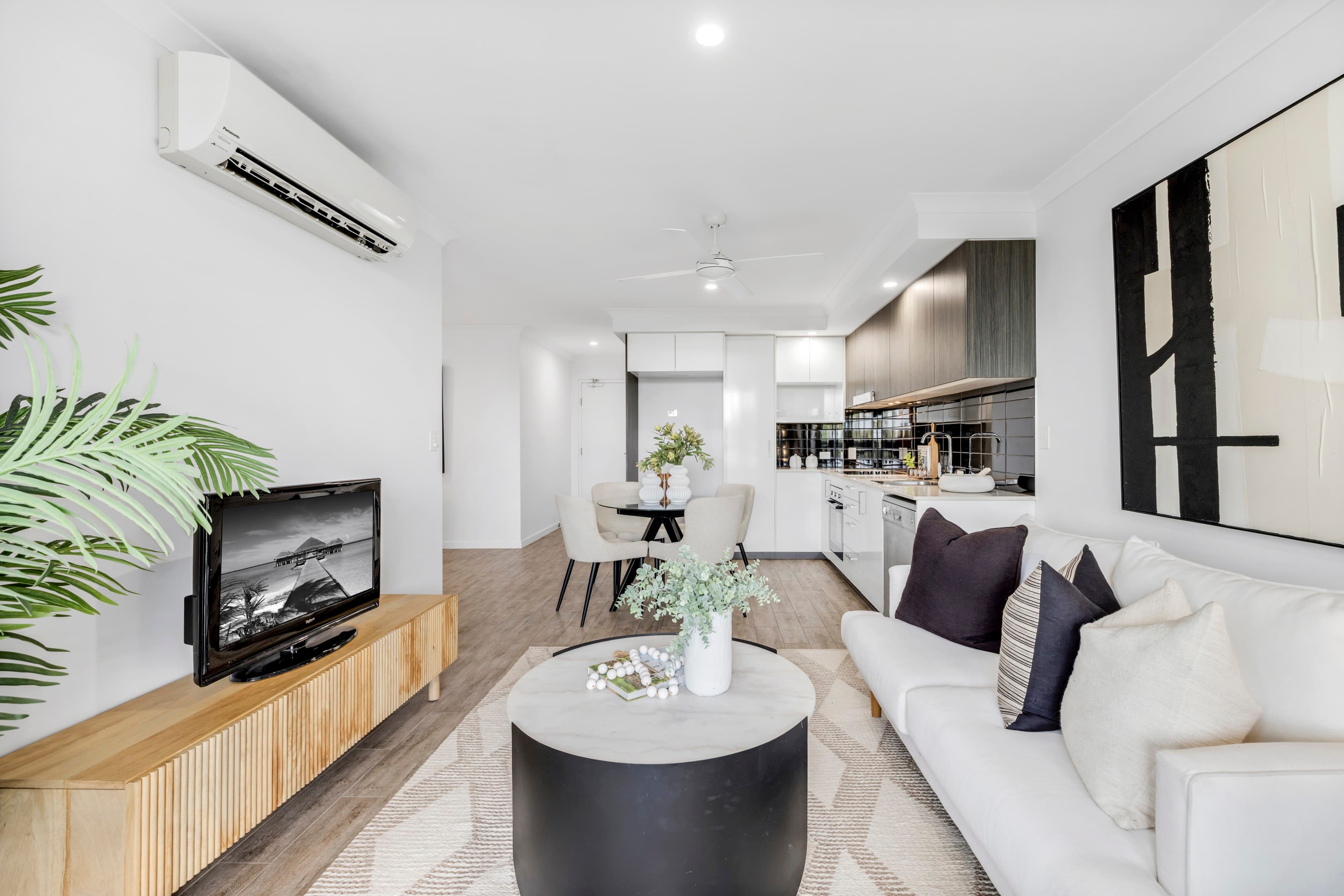 27/29 Regent Street, Woolloongabba, Woolloongabba — photo 1 of 5