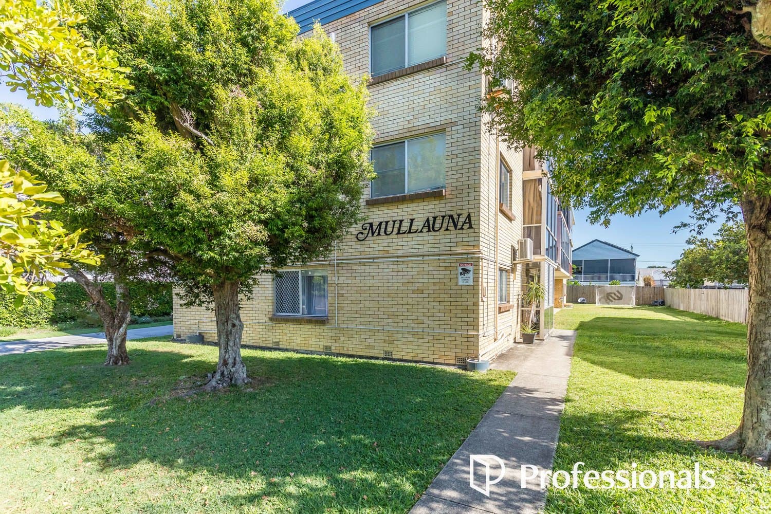 1/40 Third Avenue, Sandgate - Image 1