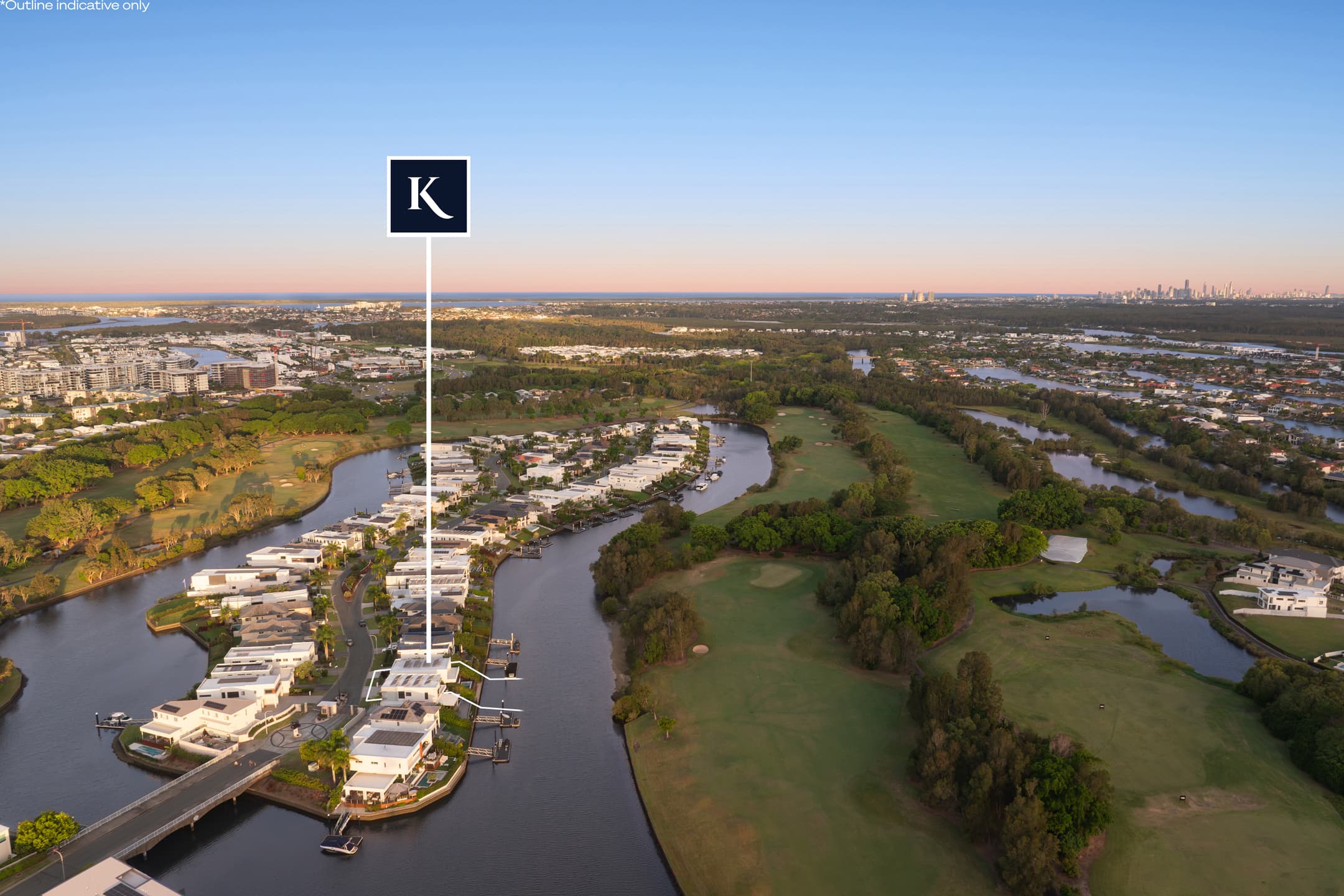 7604 Fairway Boulevard, Hope Island — photo 1 of 5