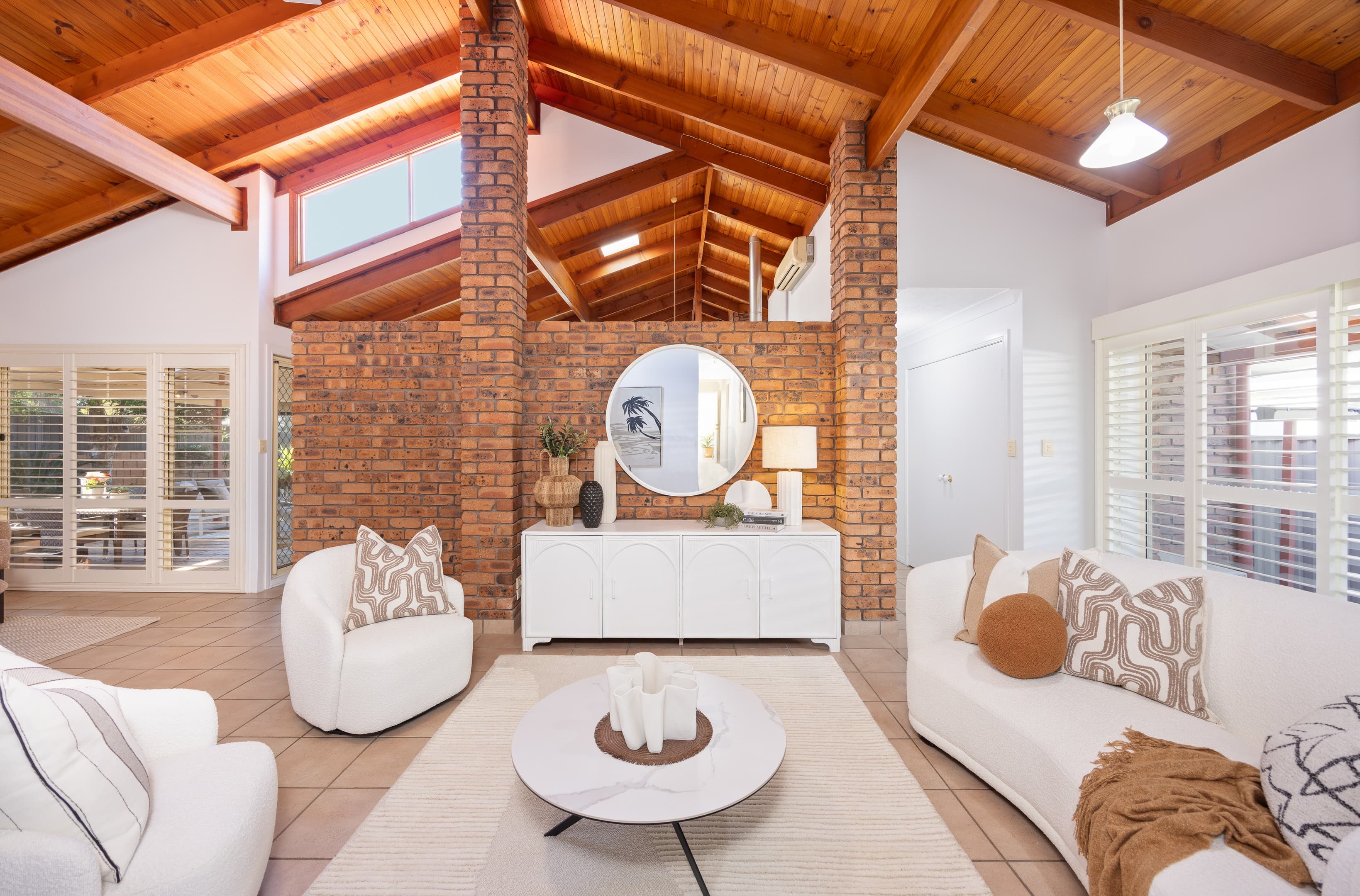 27 Beauty Point Drive, Robina - Image 1