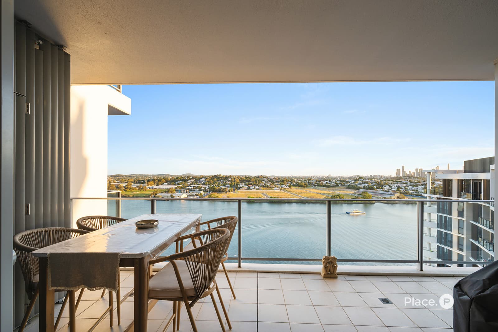 4163/37c Harbour Road, Hamilton - Image 1
