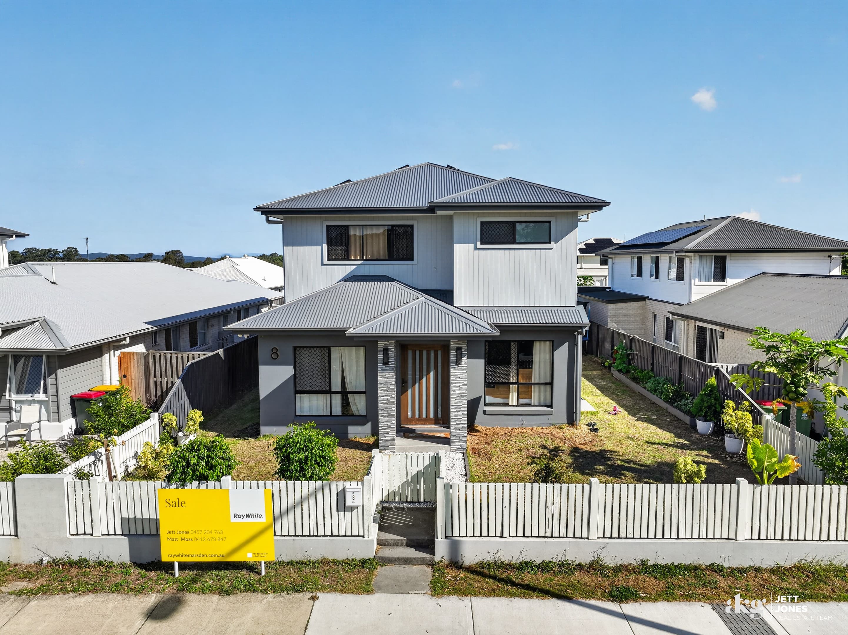 8 Vineyard Drive, Greenbank - Image 1