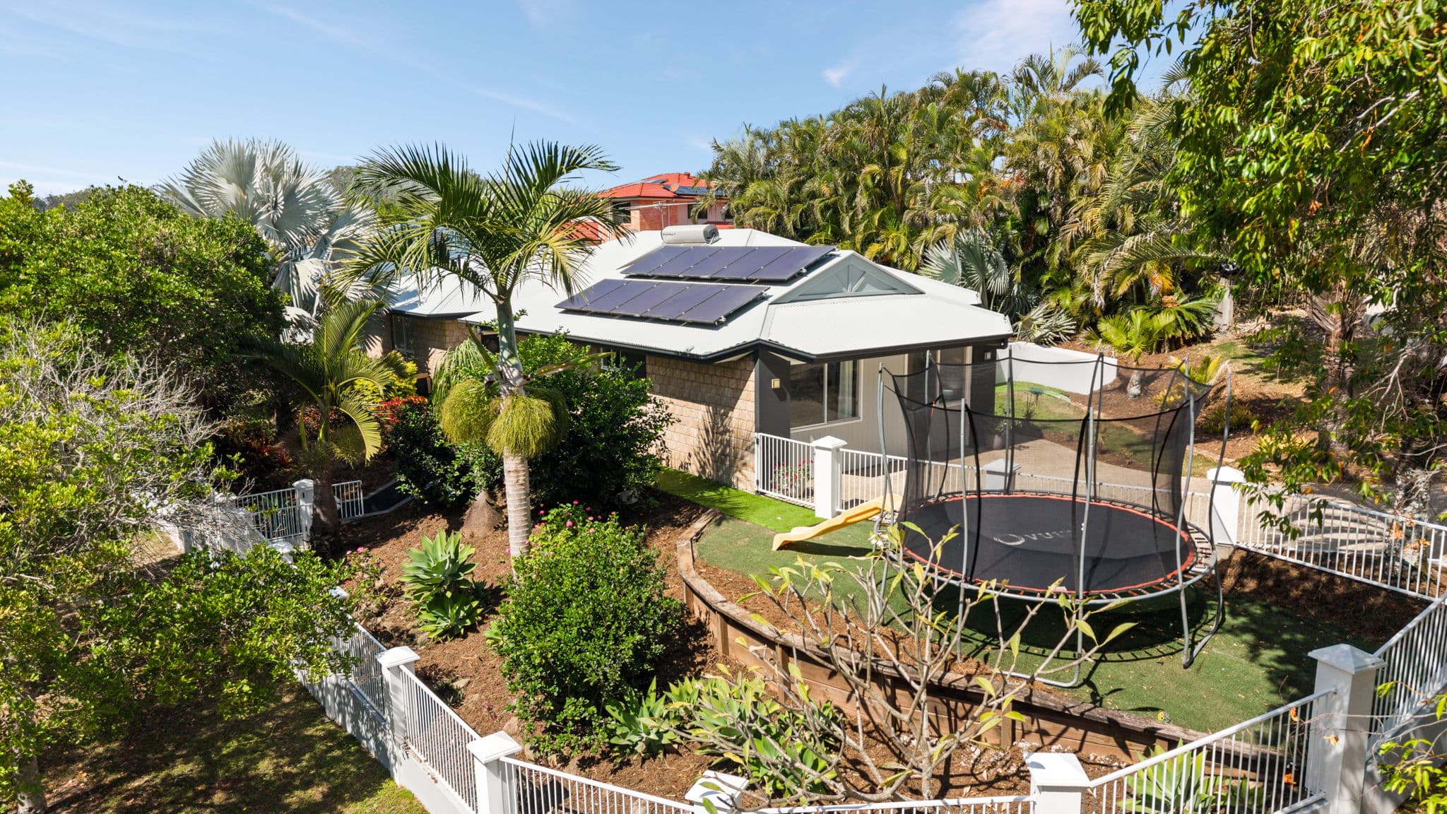 4 Hall Court, Upper Kedron - Image 1