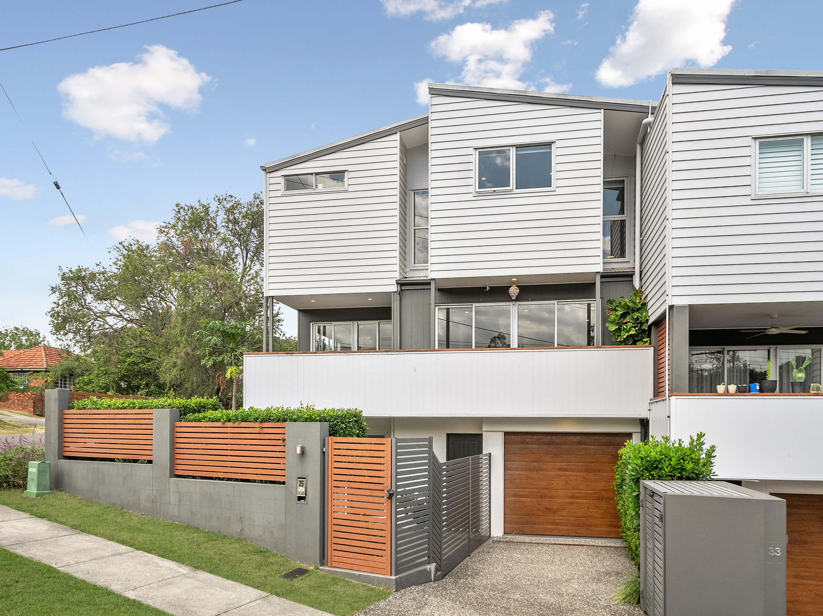 35 Frederick Street, Alderley — photo 1 of 5